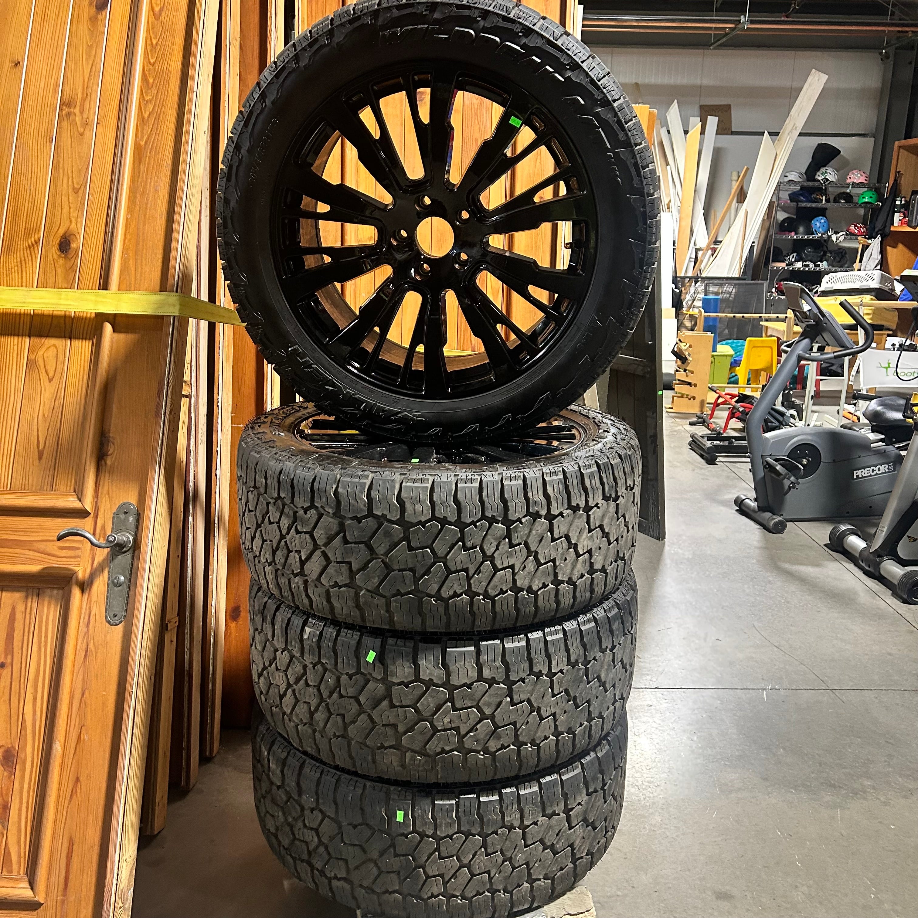 Set Of Falken Wildpeak A/T 305/45R22 118S With 22" Rims