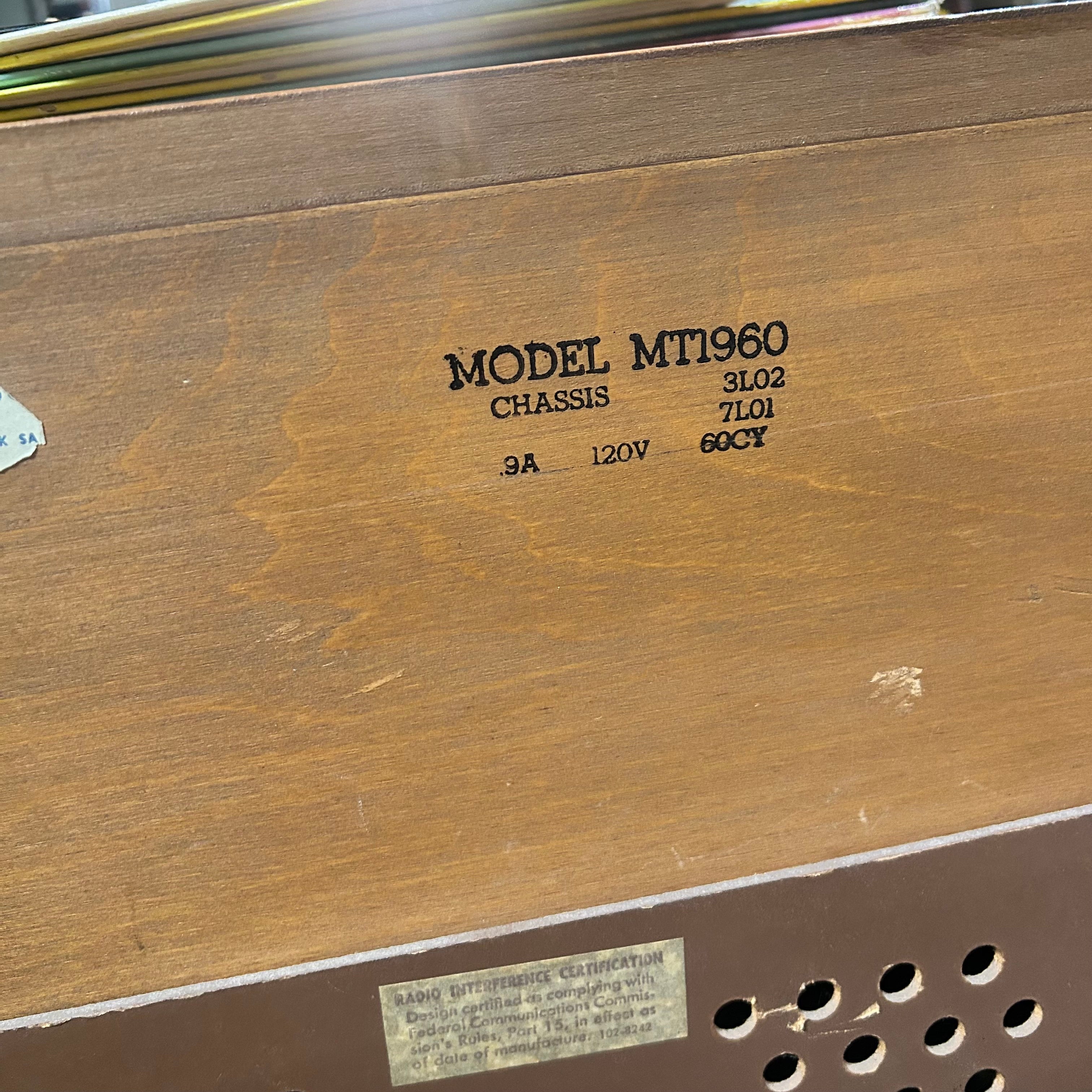 ZenithStereophonic High Fidelity Phonograph Model: MT1960