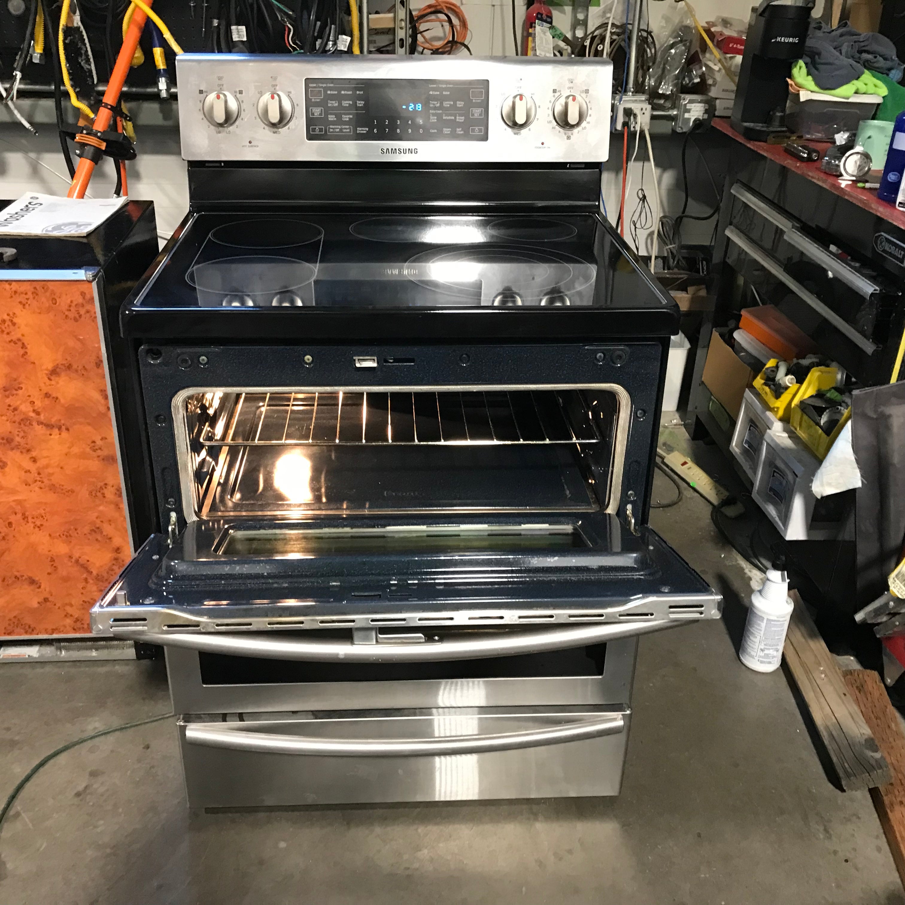 Samsung Flex Duo 4 Burner Glass Top Electric Range 30"x 26"x 46"