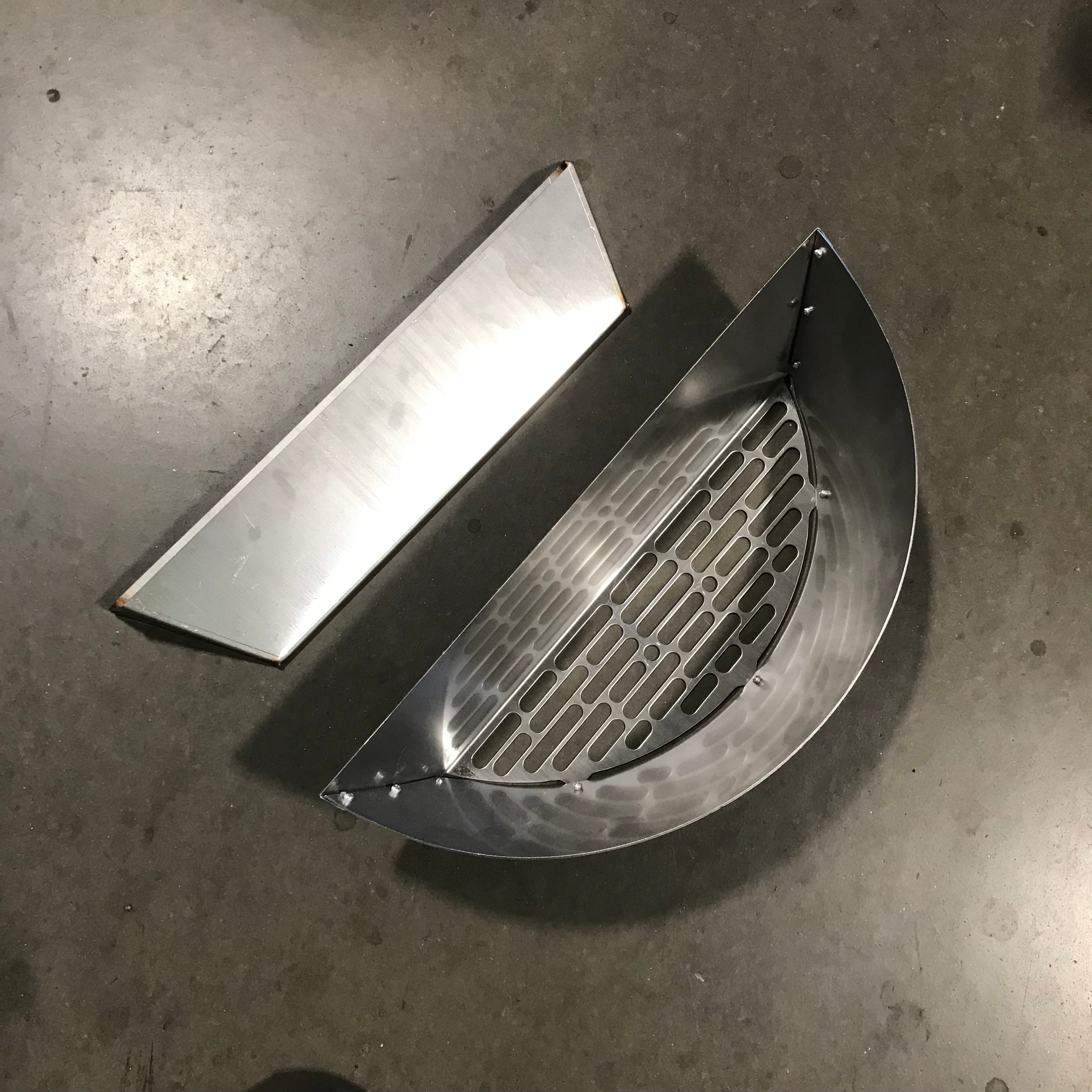 Slow N' Sear for Grill 20.5" x 9" x 5"