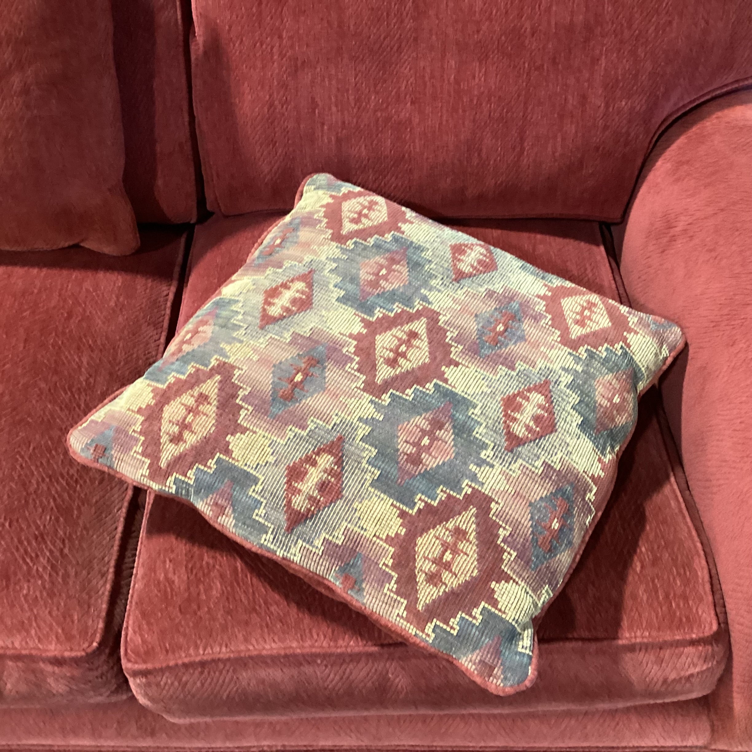 Henredon Custom Folio Collection Red Woven Chenille Sofa 91"x 40"x 29"