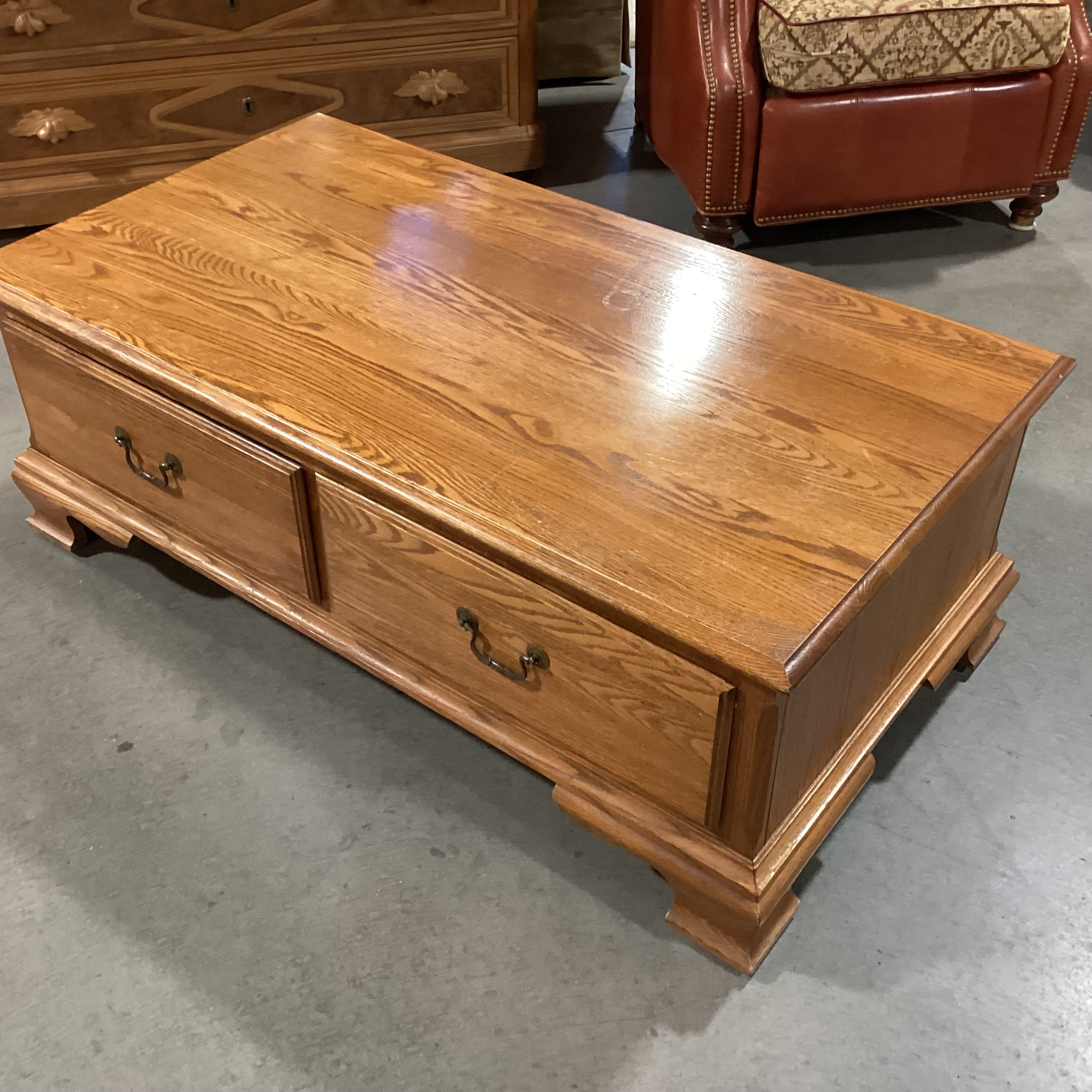 Pennsylvania House Finished Oak 2 Drawer Coffee Table