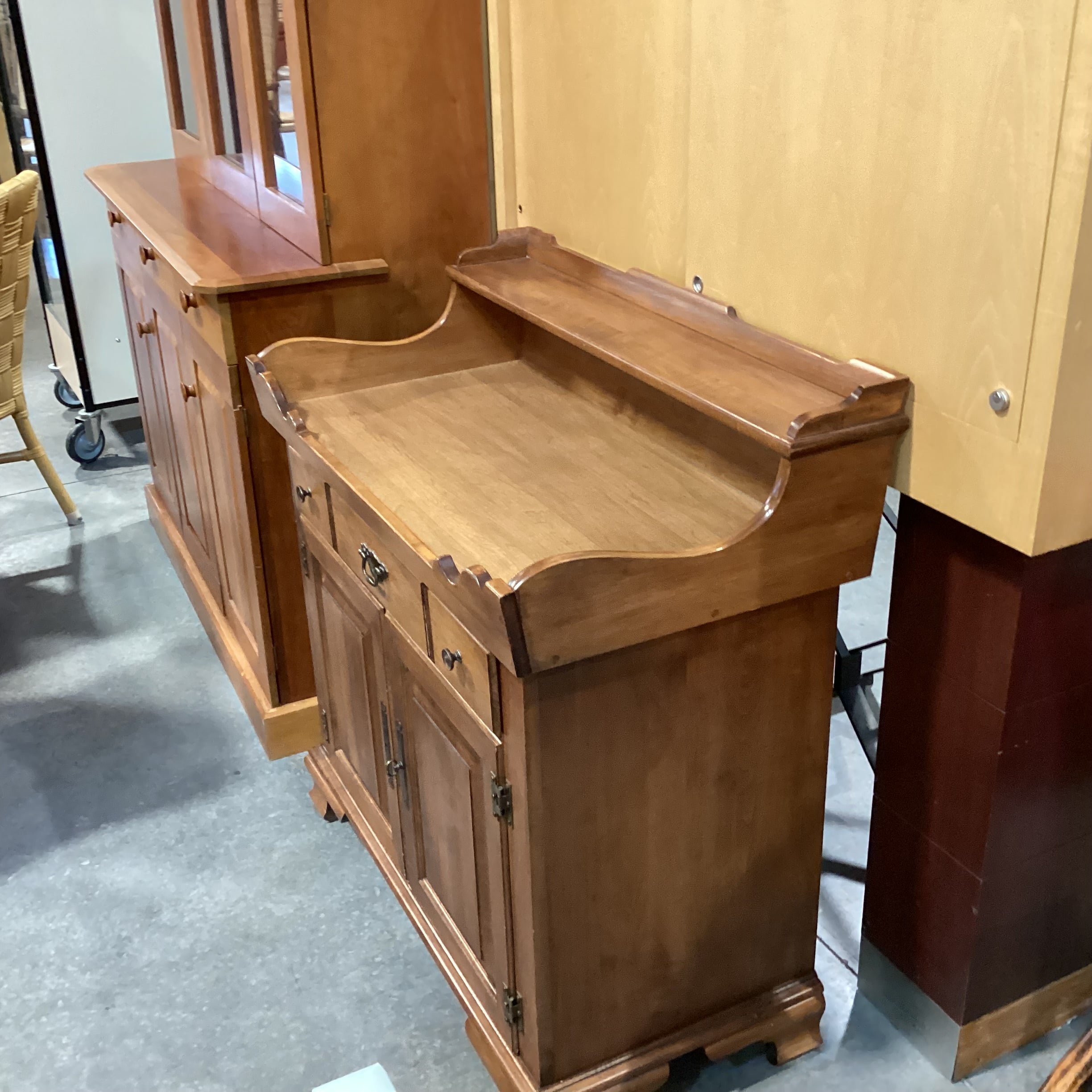 Vintage Young Republic Hard Rock Maple 1 Drawer 2 Door Buffet 37"x 20"x 39"