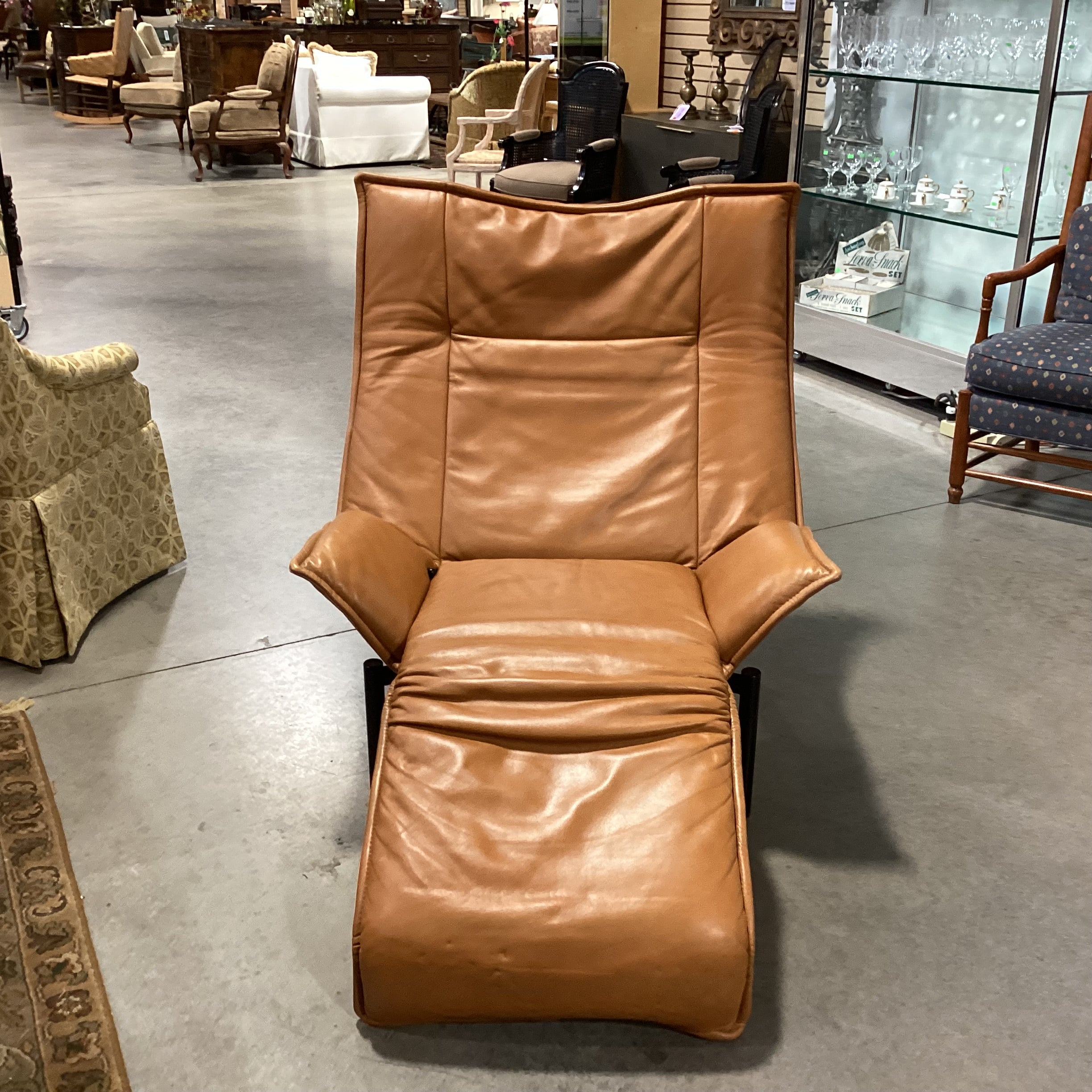 Vintage Vico Magistretti for Cassina Veranda Cognac Leather Lounge Chair 38"x 38" to 62"x 44"