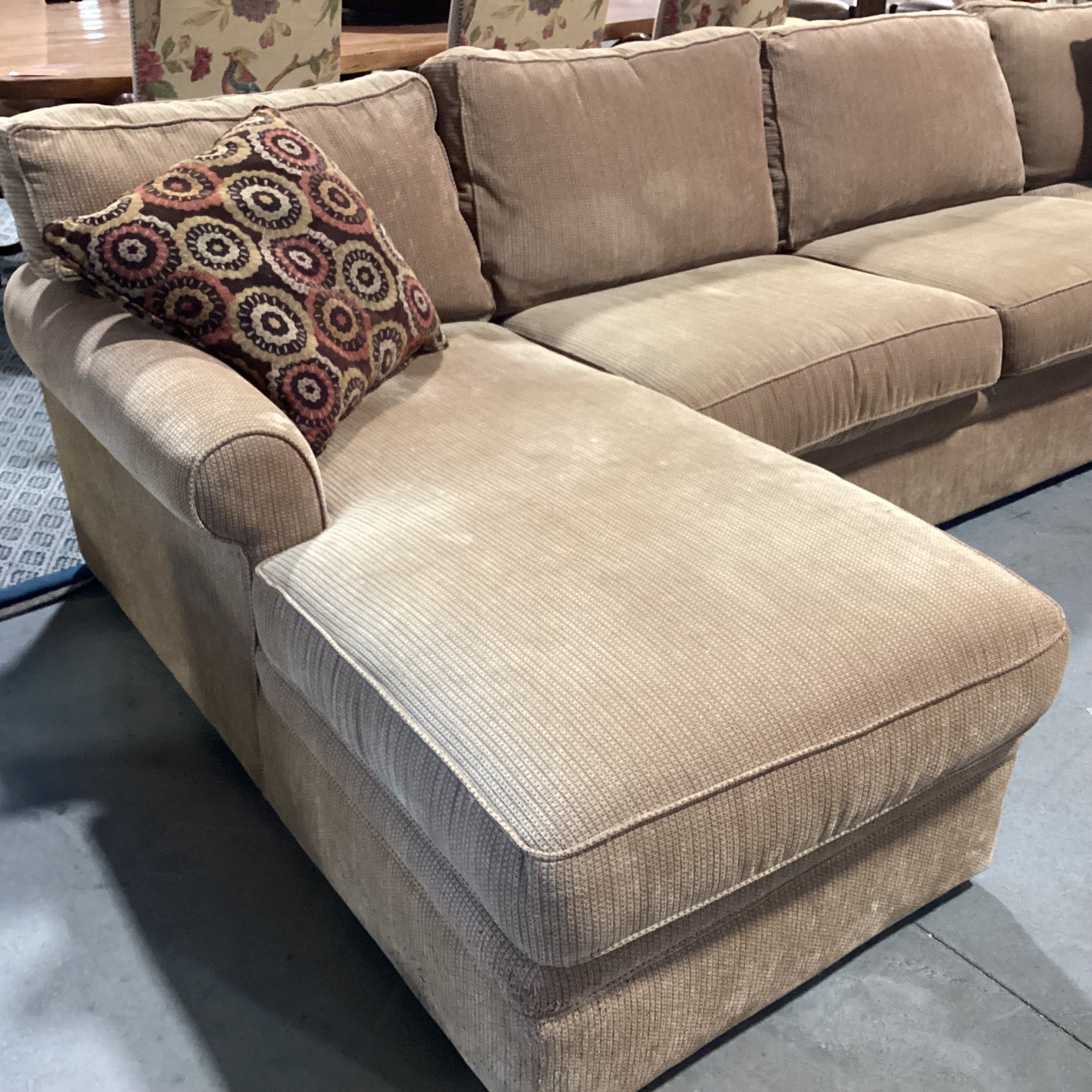 Rowe Furniture Tan Woven 4 Piece with Chaise Sectional 42"x 108"x 70"x 40"x 31"