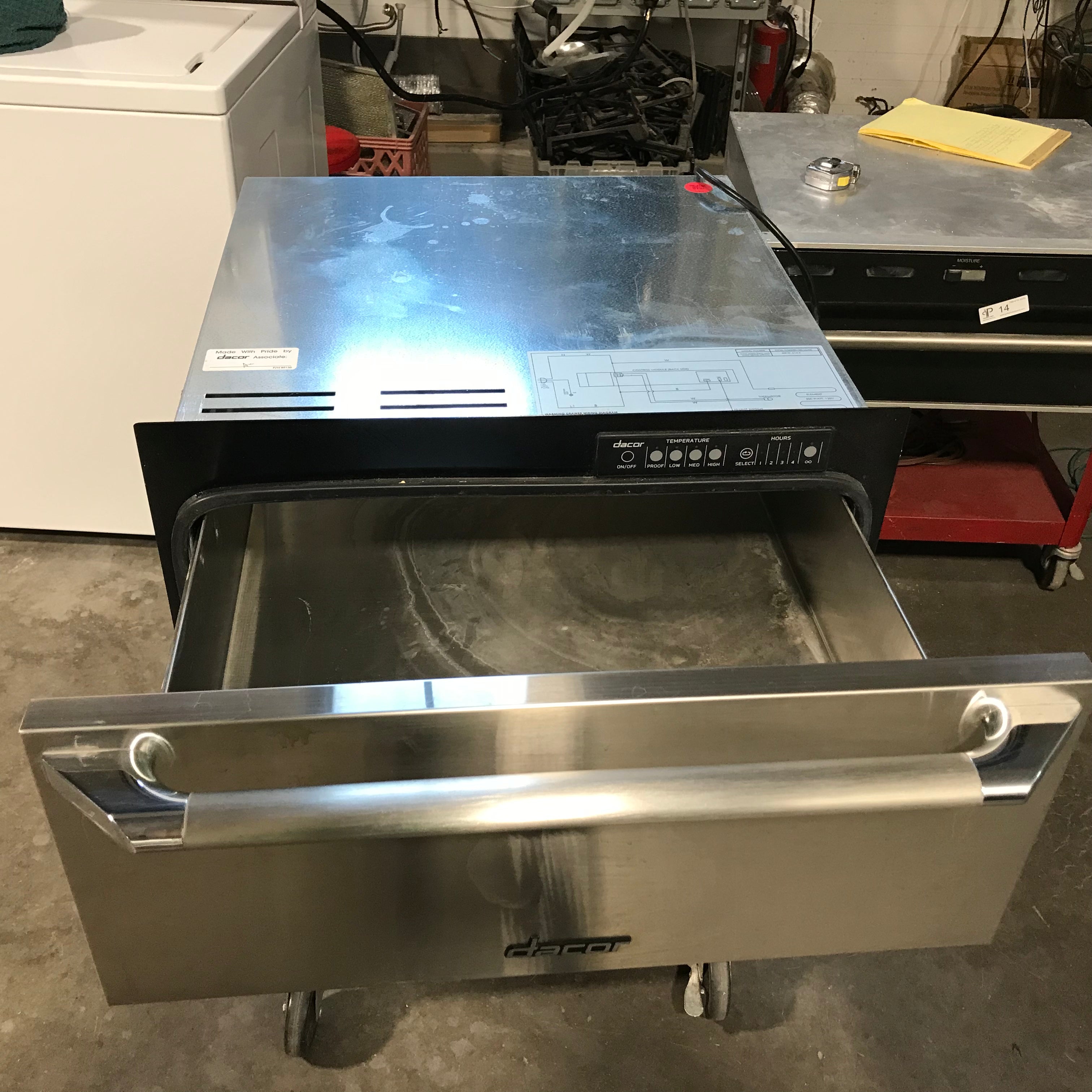 Dacor Stainless Steel Warming Draw 24"x 24.5"x 10"