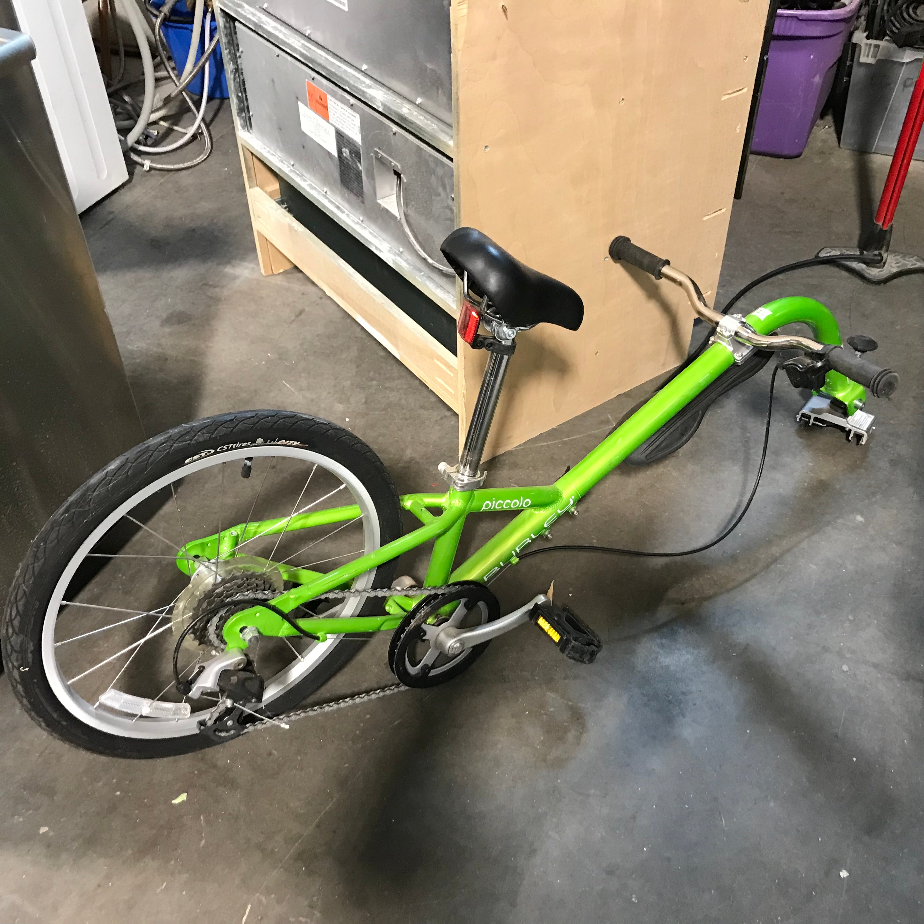 Burley Green Pull-Behind 7 Speed Bike