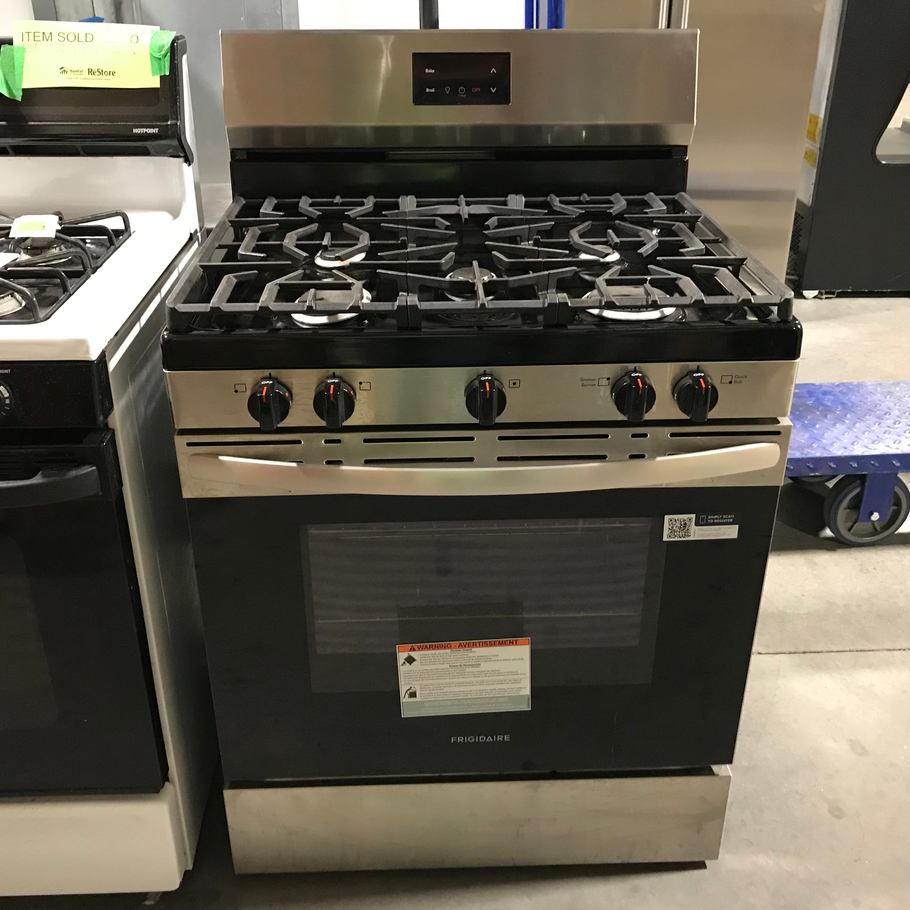 Frigidaire Stainless Steel 5 Burner Gas Range 30"x 26"x 47"