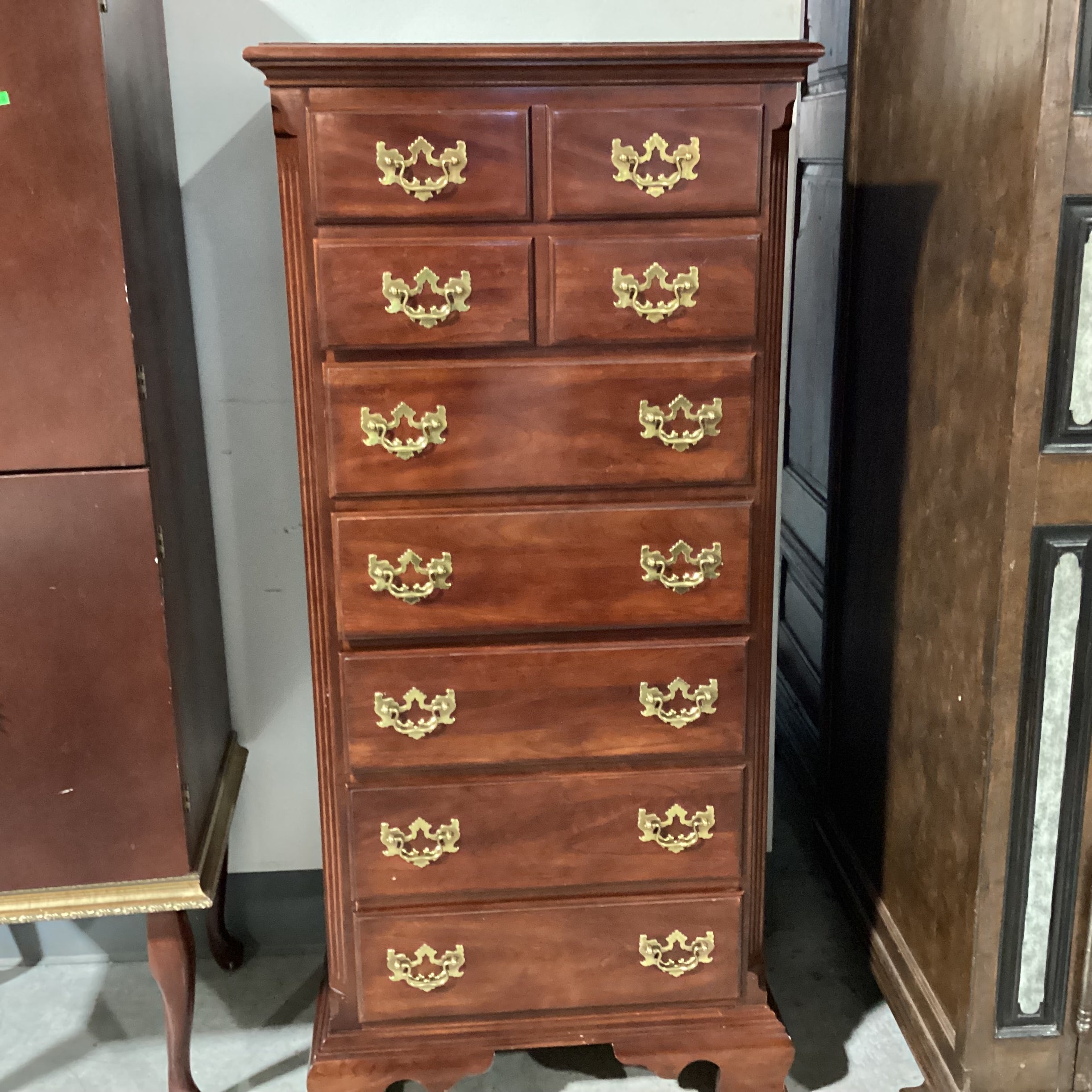 Lineage Mahogany Finish Wood 7 Drawer Chest 26"x 17"x 57"