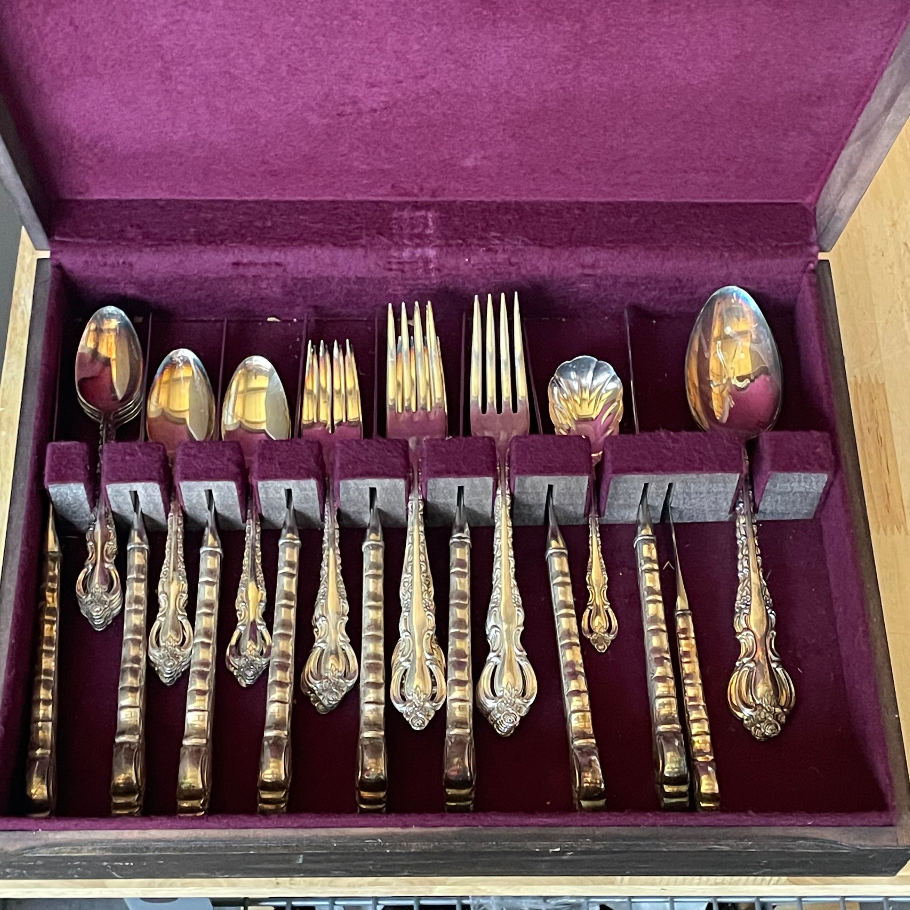 Set of 44 International Deep Silver "Countess" Silver Plated Vintage Flatware