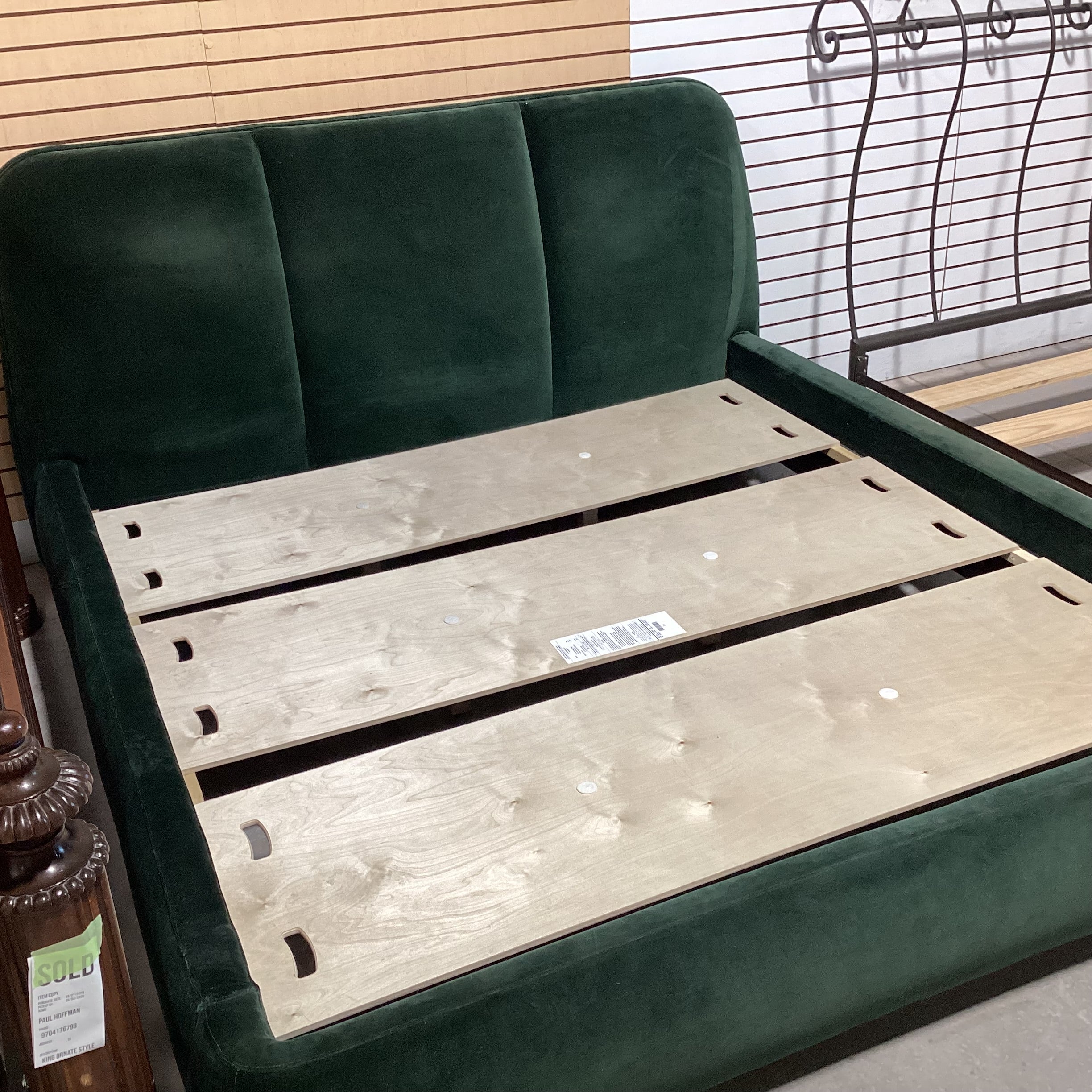 Camden Collection King Emerald Velvet Bed Set 86"x 98"x 45"