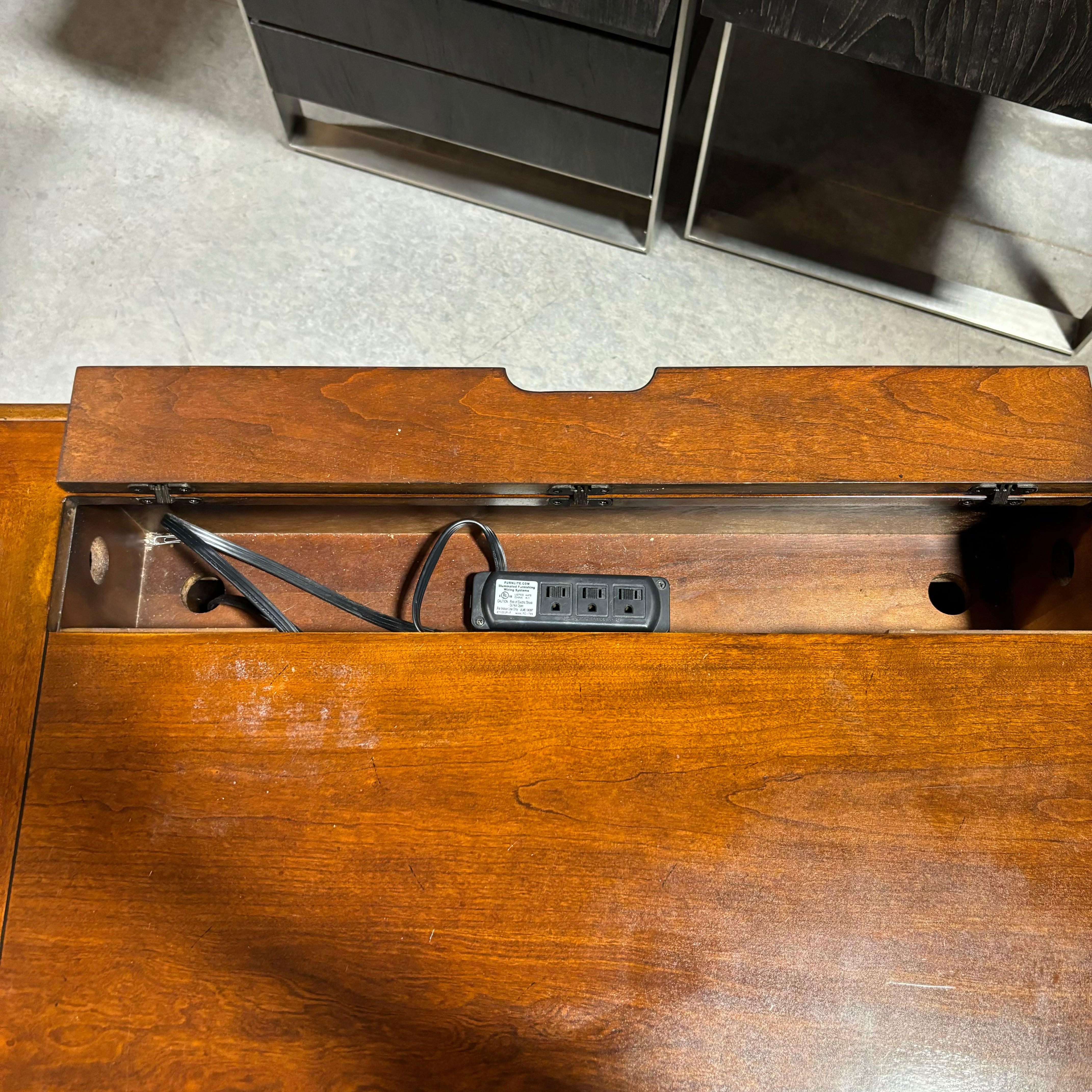 Wynwood by Flexsteel Distressed Dark Finish Solid Wood 7 Drawer with Built in Power Strip Executive Desk 66"x 30"x 31"