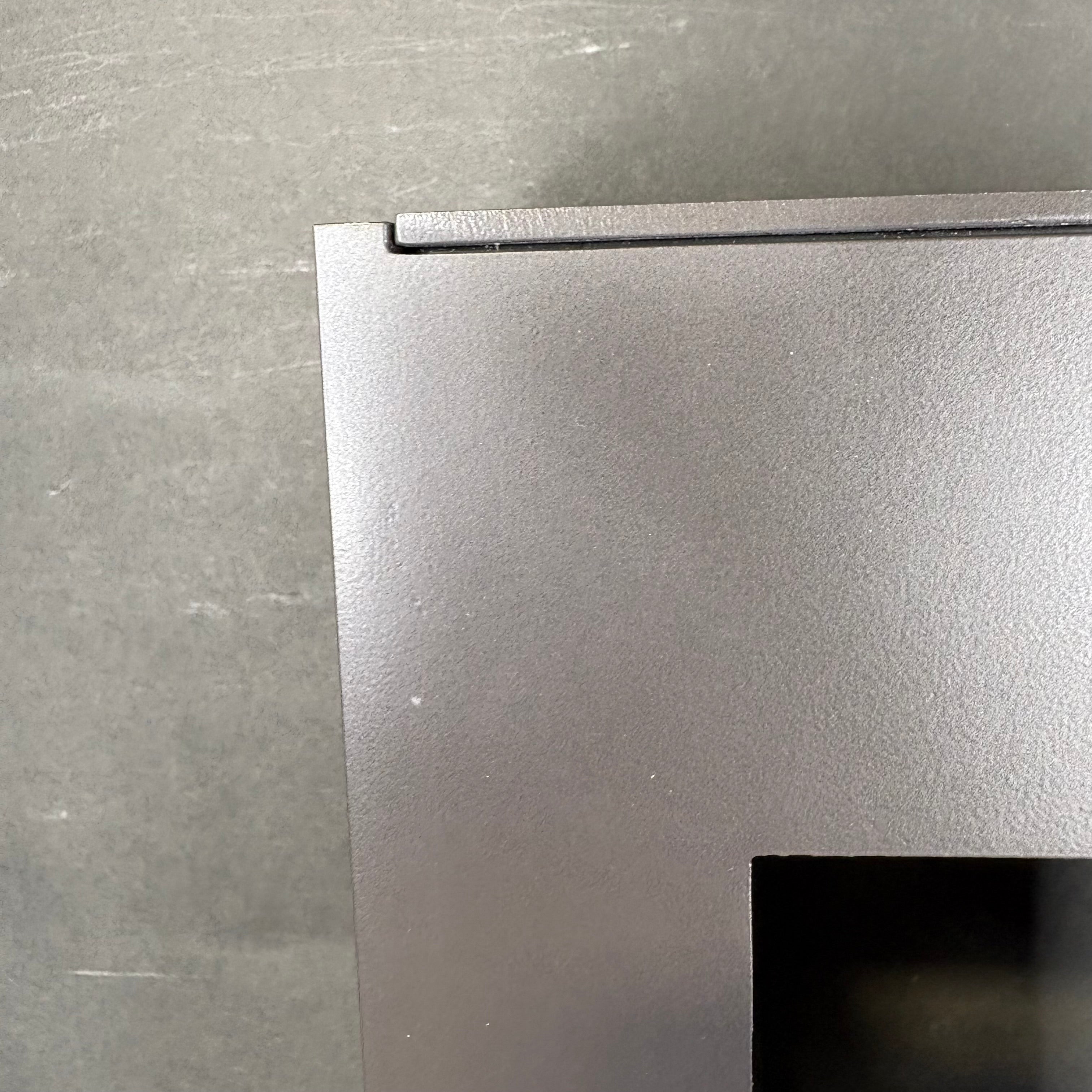 Hinkley Lighting 2-Light Bronze Post Light 7”x 3”x 24”