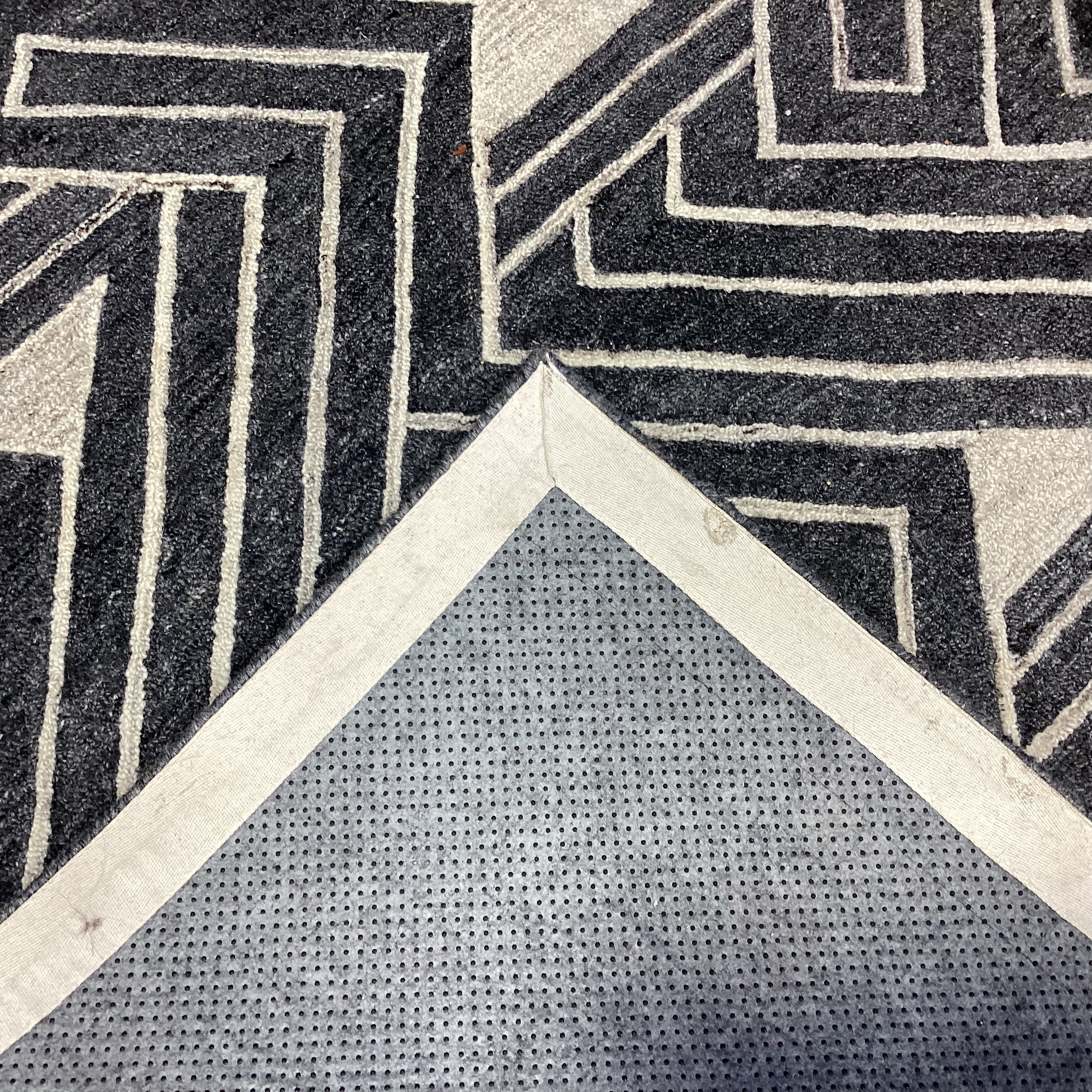 J&J Flooring Custom Fine Hand Tufted Gation Coal All Loop Natural Wool Rug 9'x 14'