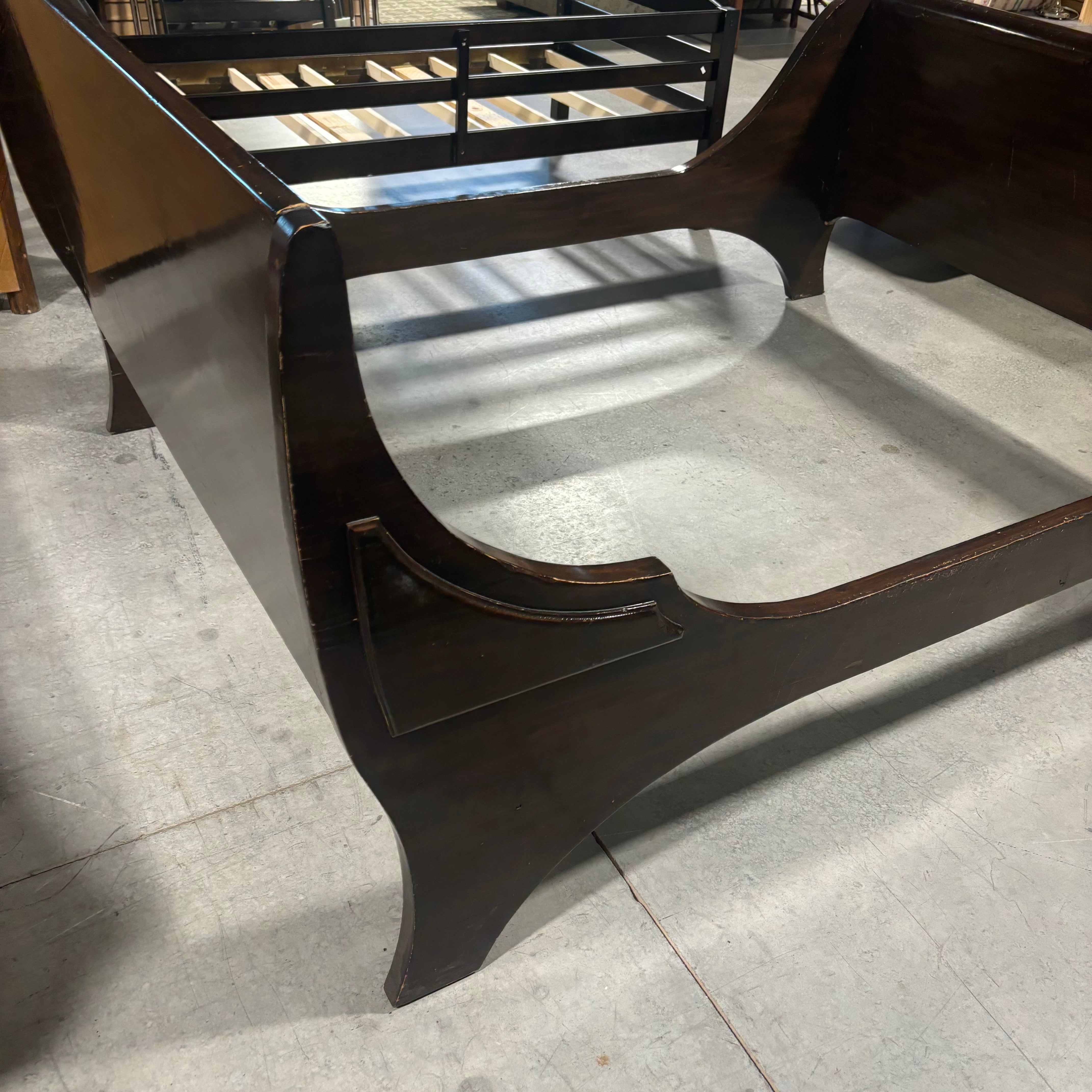 QUEEN Dark Finish Solid Wood Sleigh Bed 92"x 66"x 42.5"