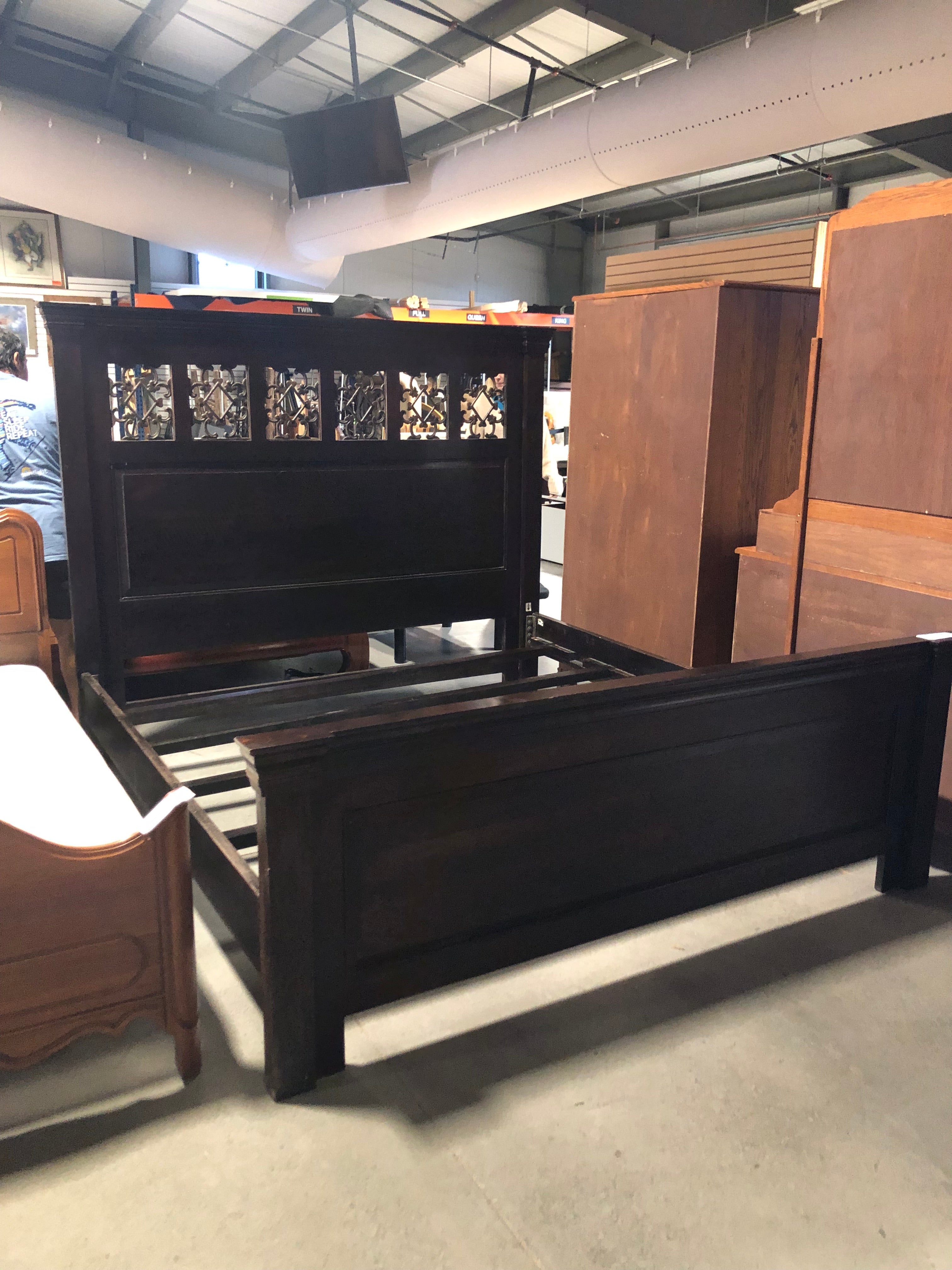 King Solid Dark Finish Fruit Wood with Iron Accents 83.5"x 87"x 66"