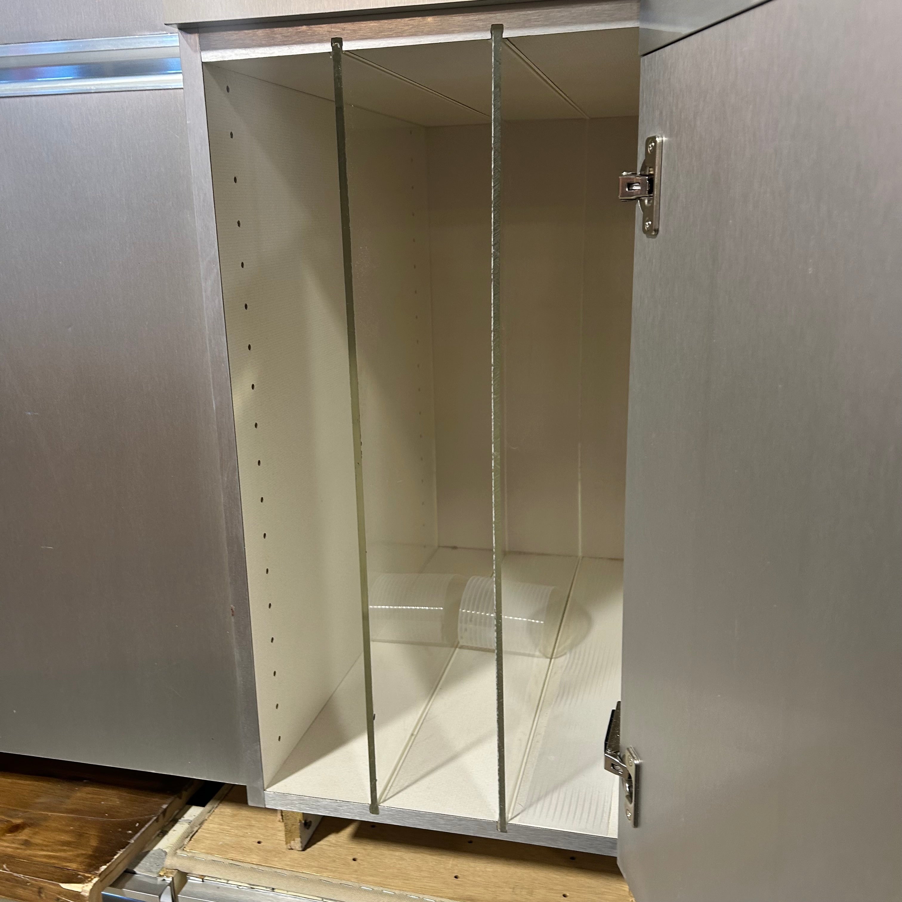 Stainless Metal Vaneer Cabinet Set with Metal Hardware 12 Bottoms / 7 Uppers / 2 Standing Pantry Cabinets