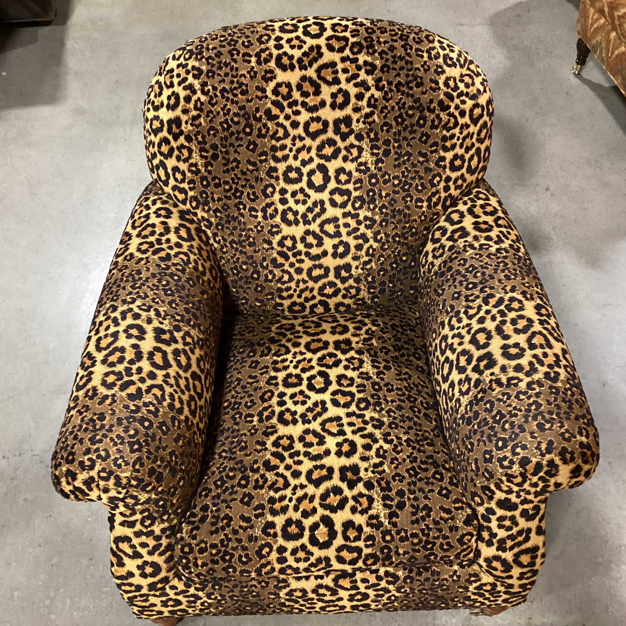 JJ Custom Raised Cheetah Woven With Front Brass Casters Chair 36"x 36"x 36"