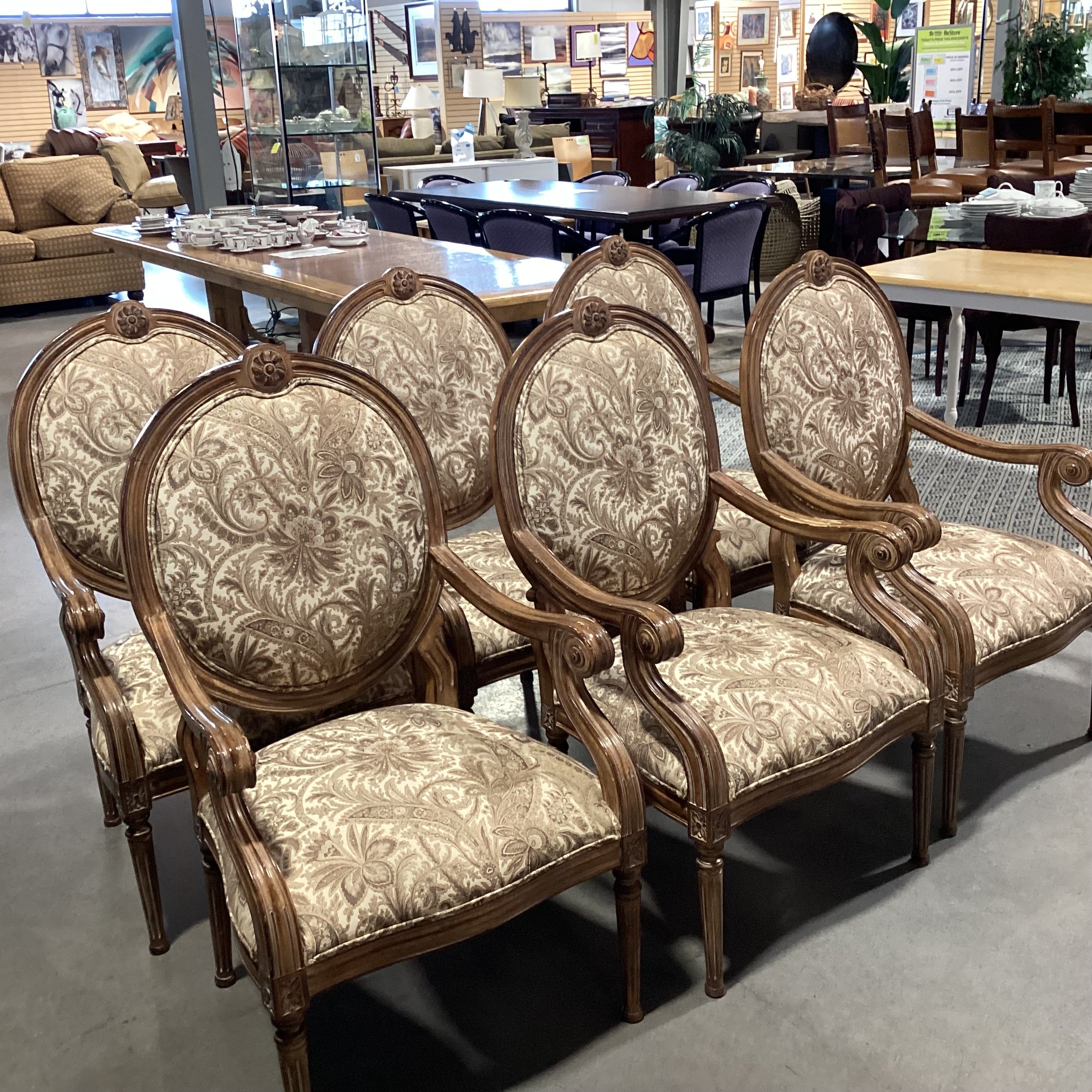 Set of 6 Kreiss Ivory Taupe & Gold Oval Back & Carved Wood Dining Chair 25"x 25"x 42"