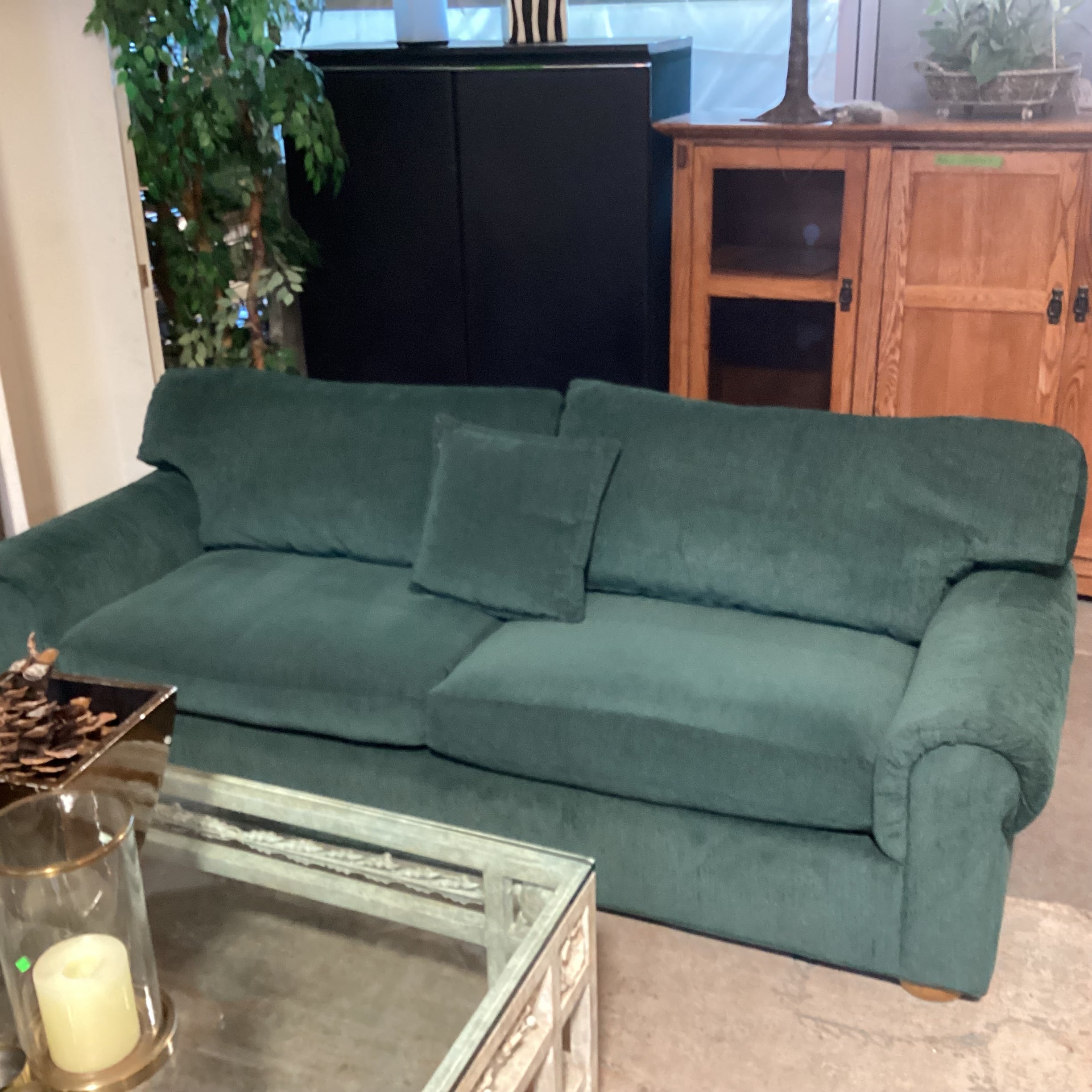 Wesley Hall Green Woven Roll Arm Sofa 87"x 37"x 30"