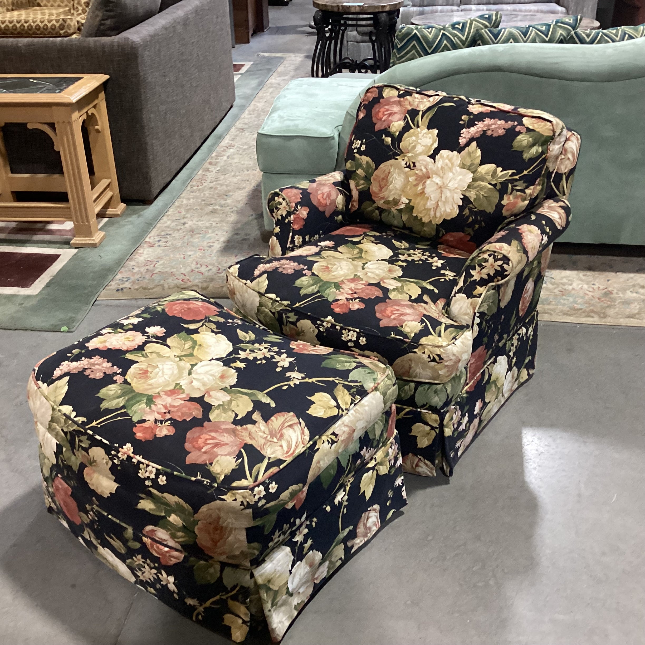 Black with Rose Floral with Ottoman Chair 31" X 32" x 30"