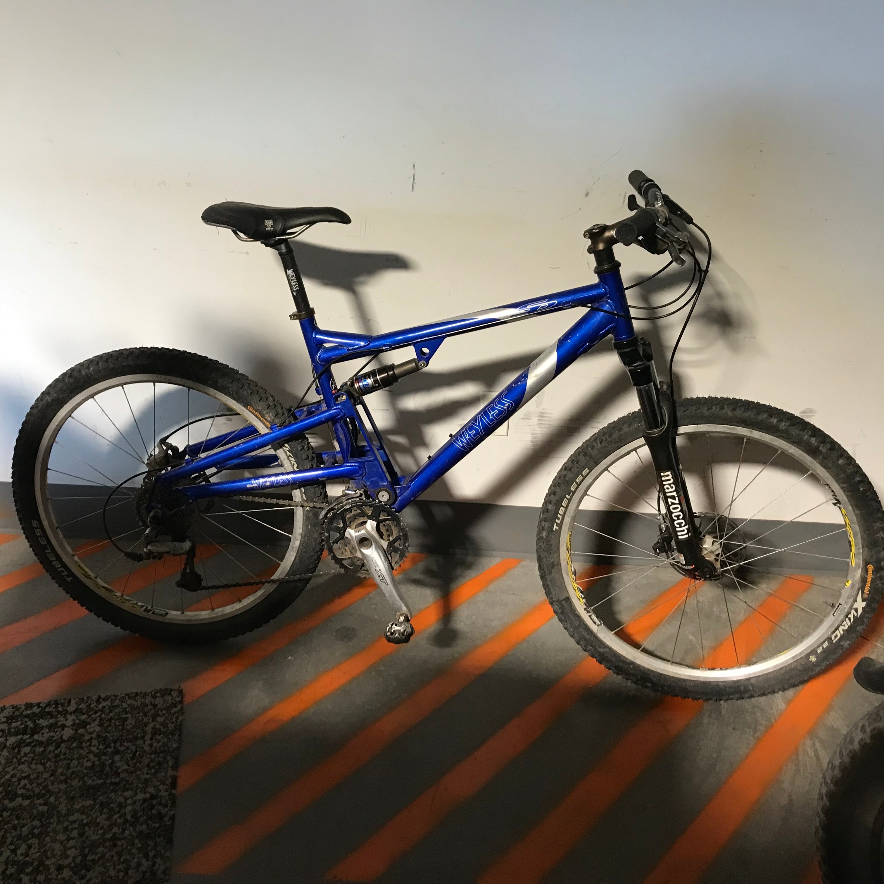 Weyless 18" Blue Full Suspension, 27 Speed Mountain Bike