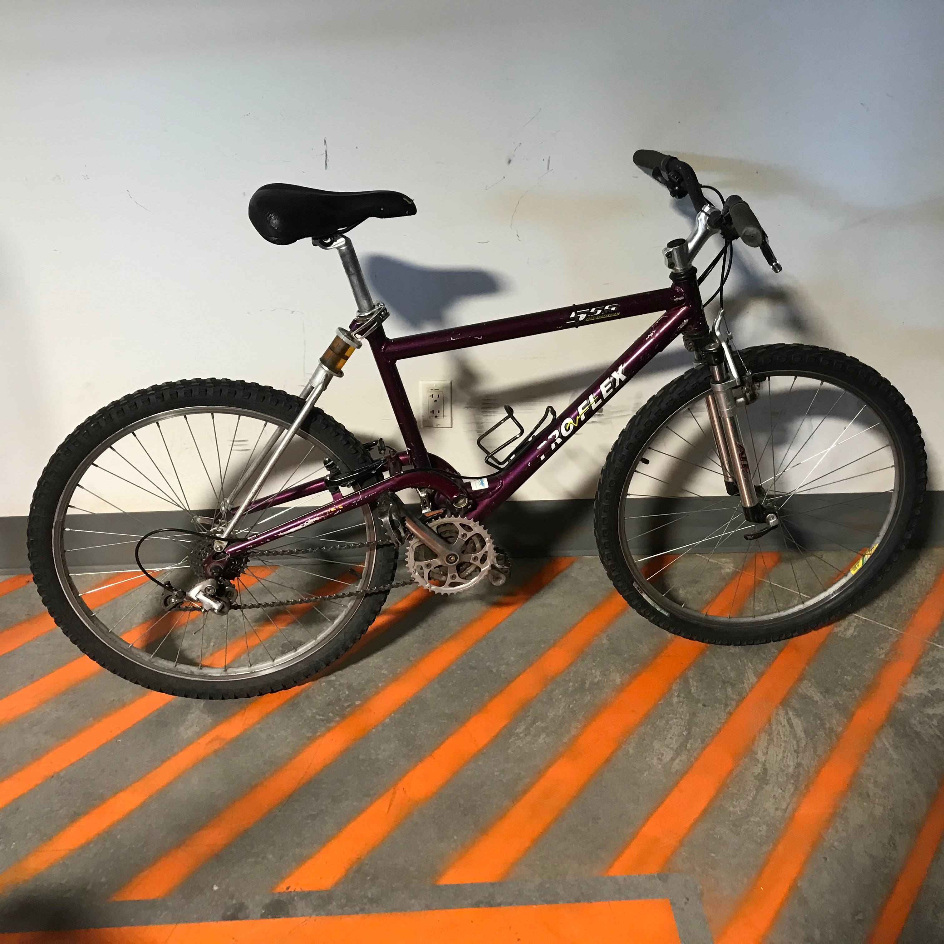 Pro Flex 555 Purple Full Supenion 21 Speed Mountain Bike 19"
