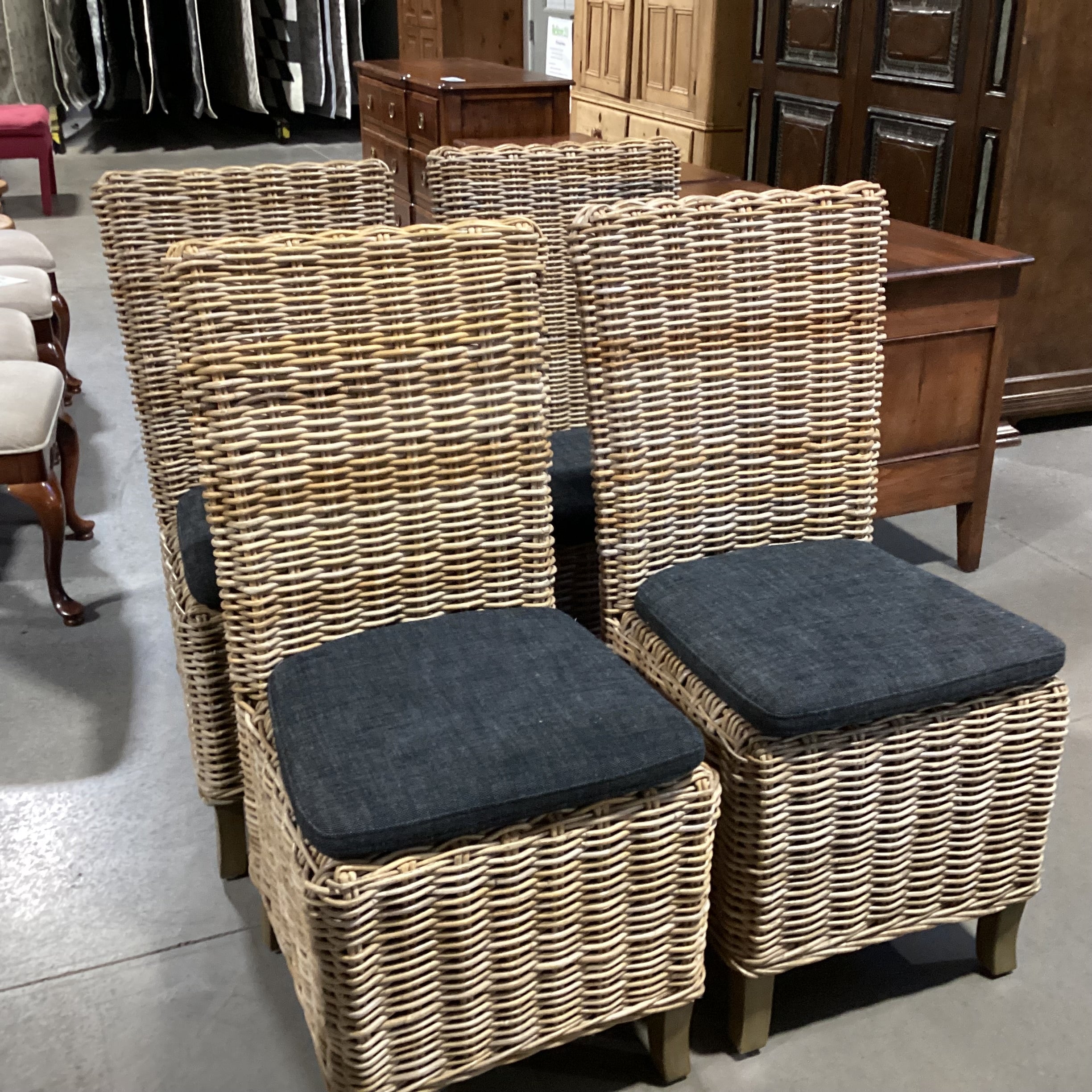 SET of 4 Wicker Woven Rattan with Charcoal Cushion Dining Chairs 20"x 23"x 40"