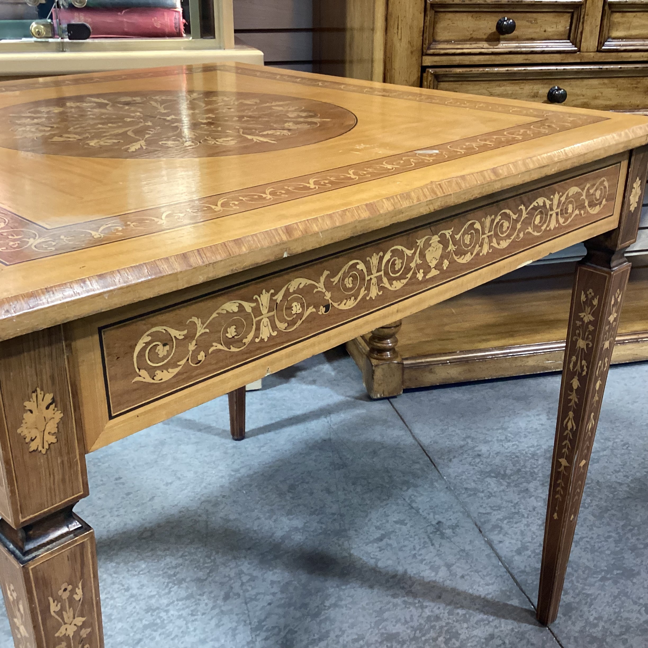 Vintage Ornate Inlay Veneer Accent Table 32"x 32"x 30"