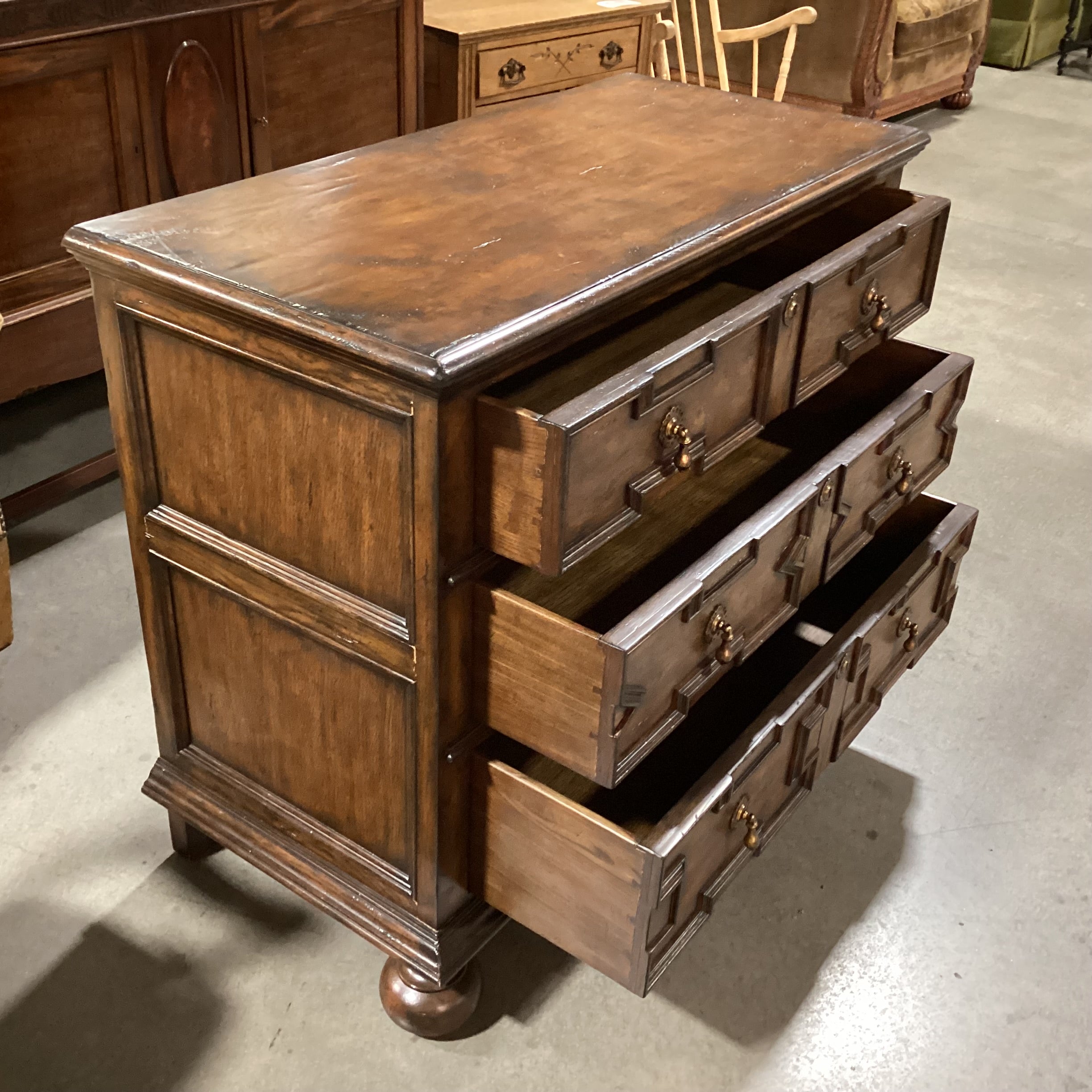 Dark Finish Solid Wood Carved Molding & Ball Feet Detail Brass Teardrop Pulls Keyhole Accent 3 Drawer Chest 43"x 20.5"x 36"