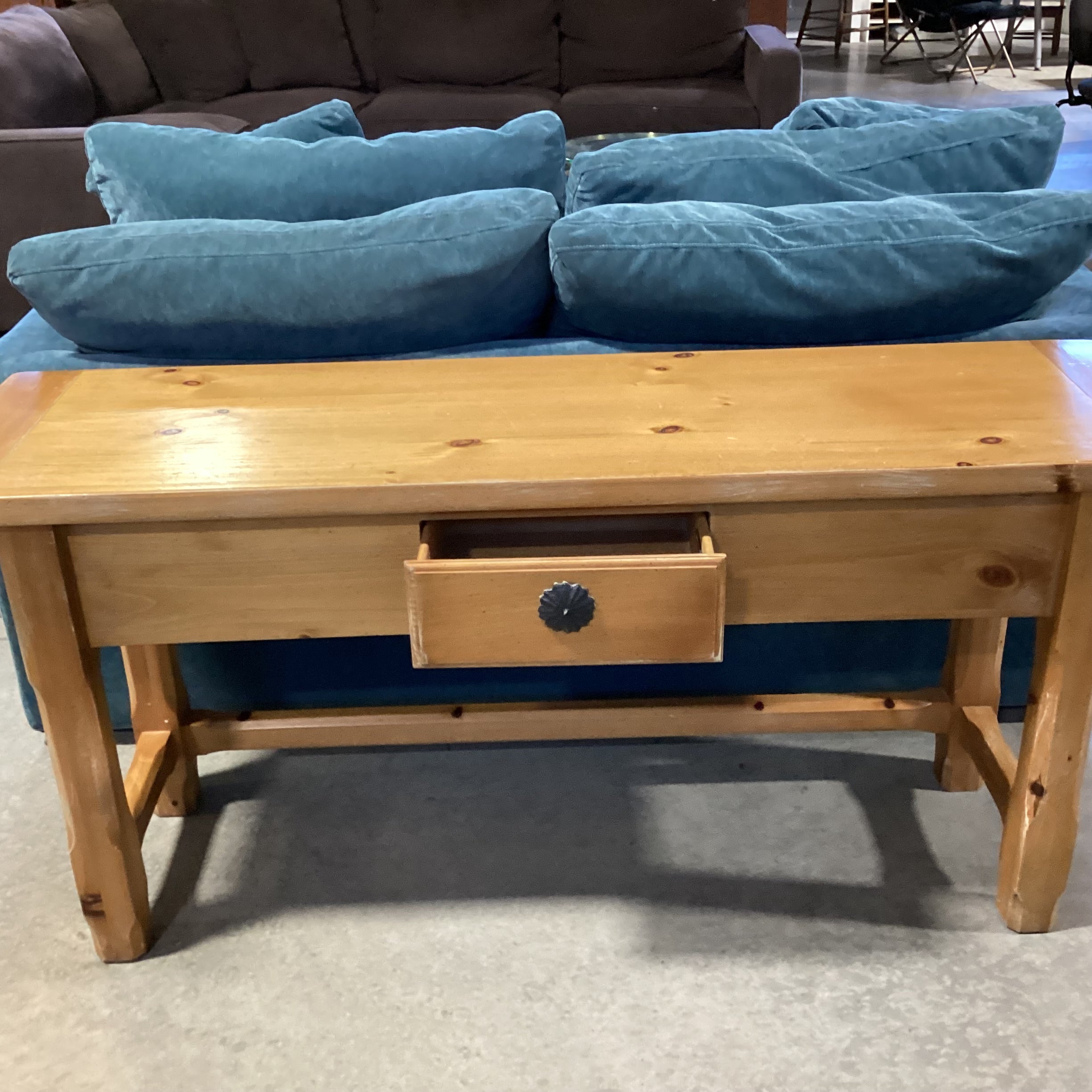 Tomlinson Furniture Rustic Distressed Pine 3 Drawer Sofa Table 60"x 17"x 28.5"