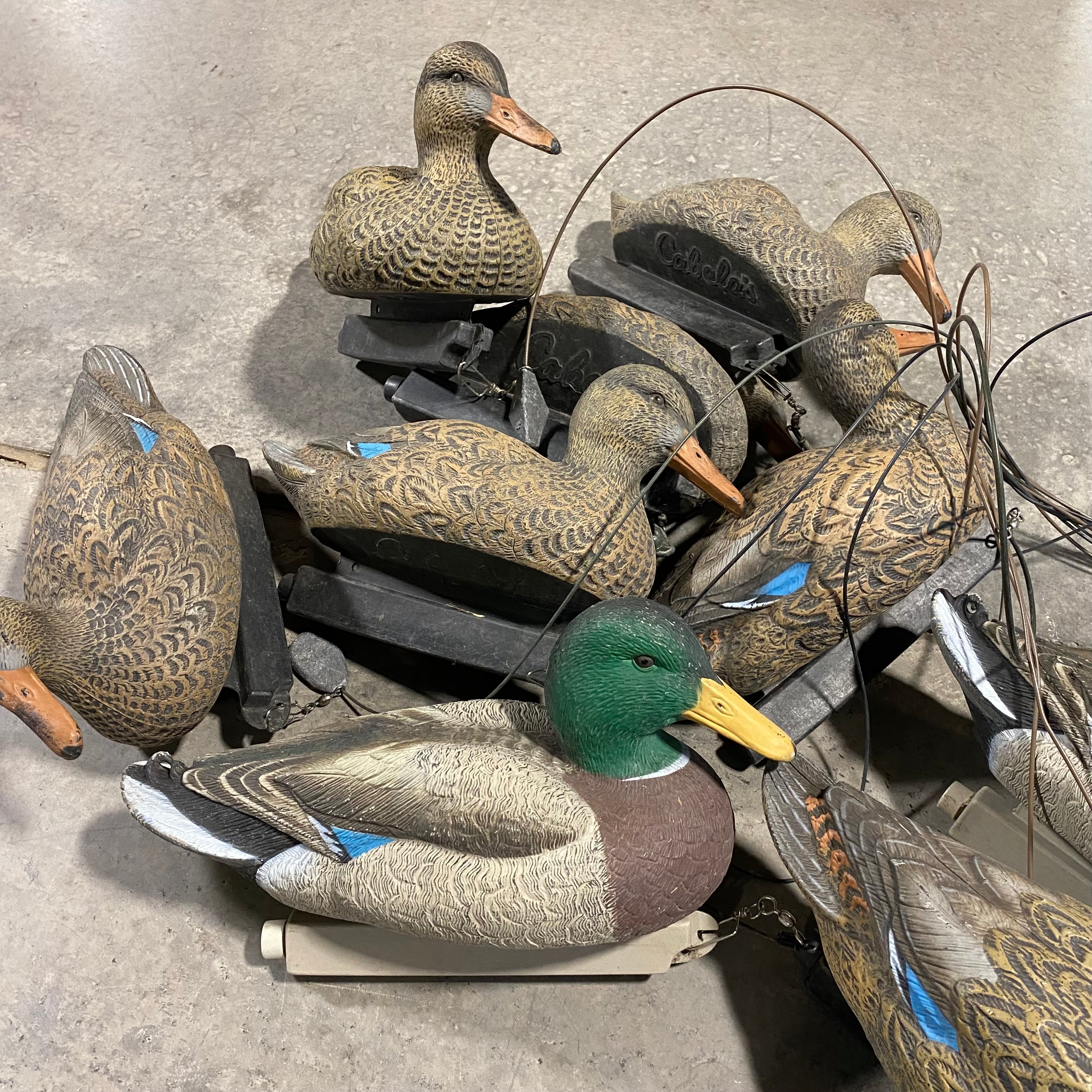 Cabela's Topflight Mallard Duck Decoy Strand (10 Decoys)