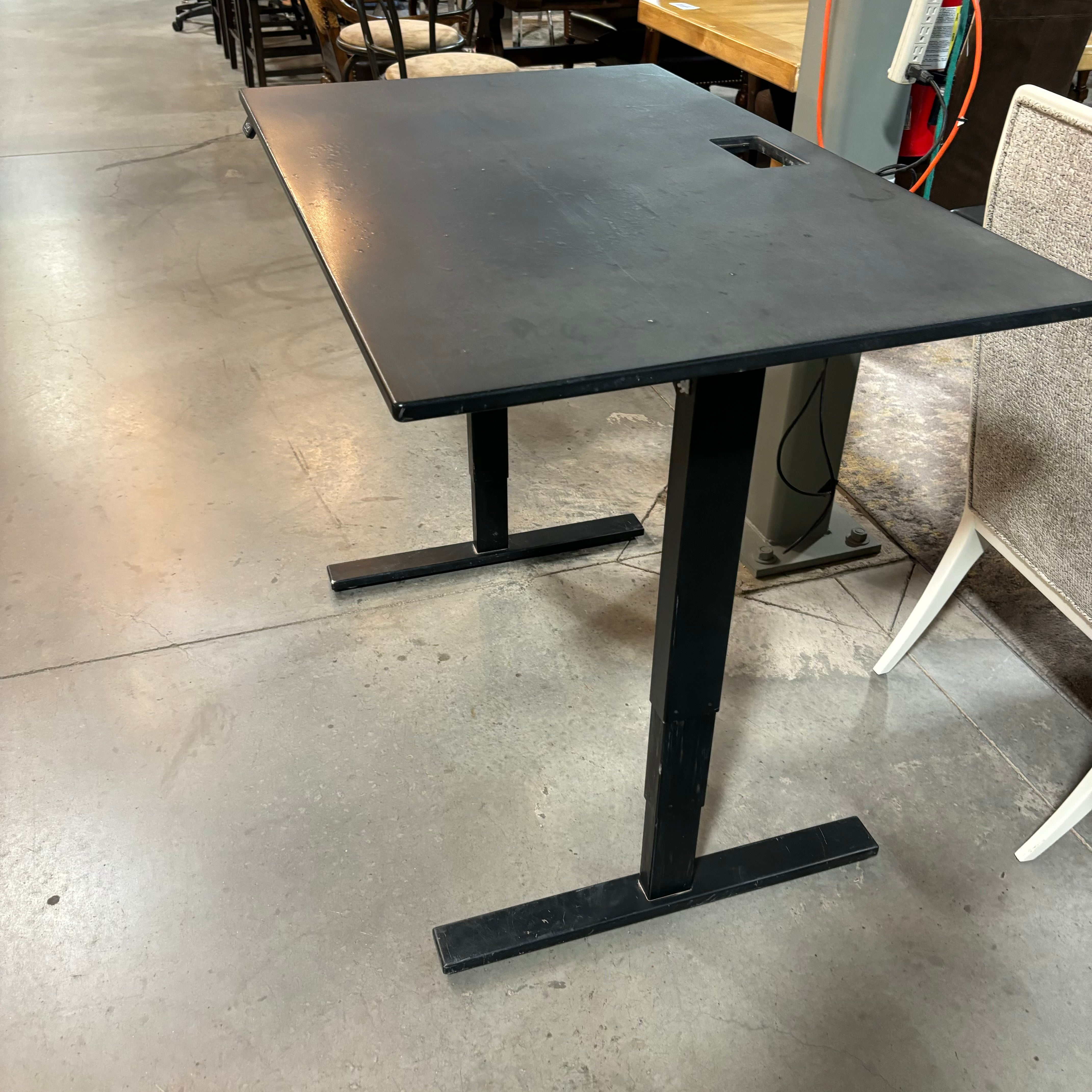 Evodesk Black Coated Wood & Steel Base Adjustable Height Sit to Stand Desk 48"x 30"x 24.5" to 50"