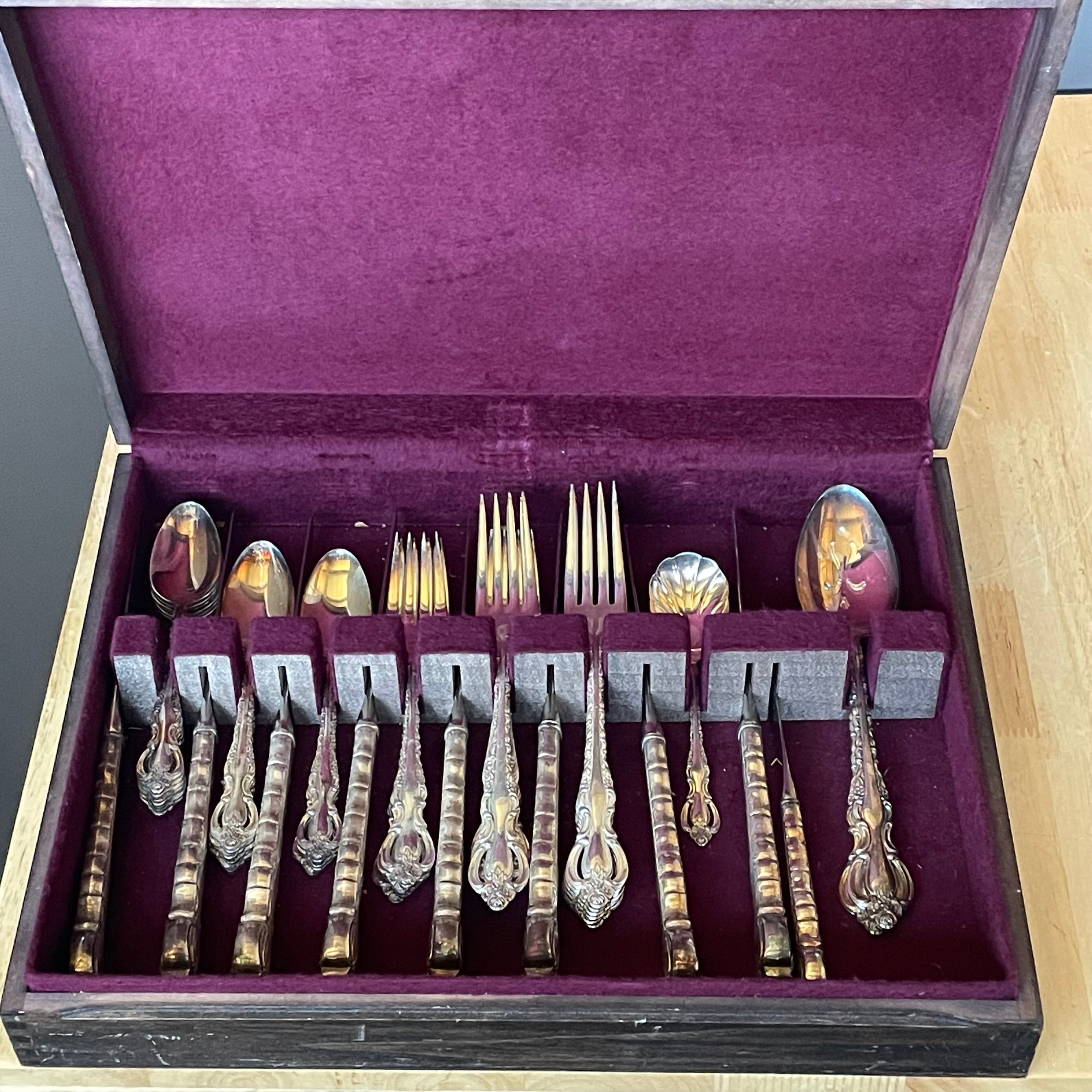 Set of 44 International Deep Silver "Countess" Silver Plated Vintage Flatware