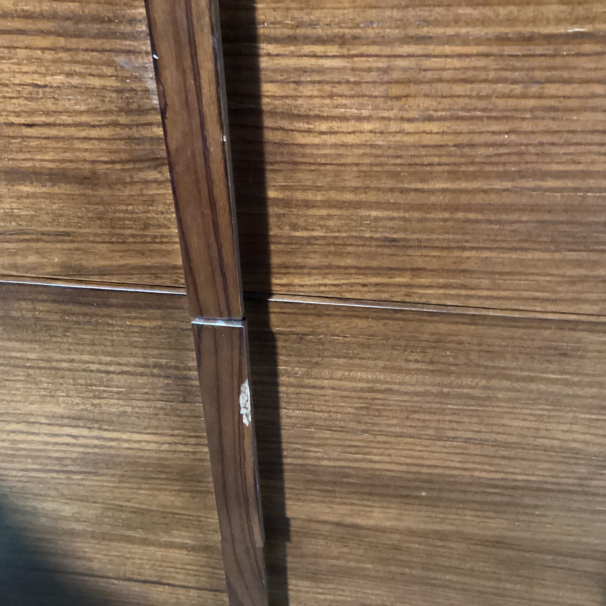 Dark Finish Wood & Black Stone 5 Drawer Chest Dresser 39.5"x 20"x 39.5"
