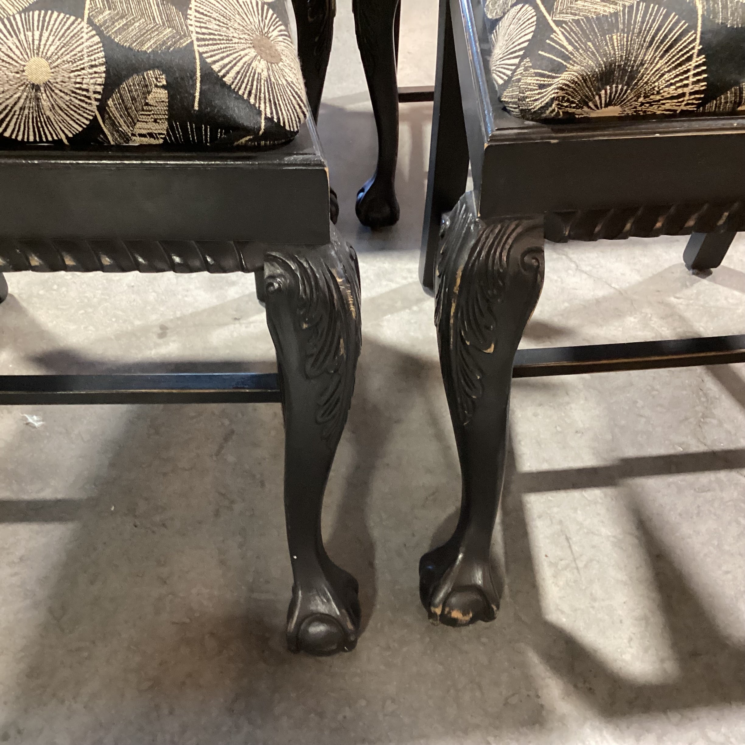 SET of 6 Ornate Carved Black Claw & Ball Wood Black Tan White Dandelion Dining Chairs 23"x 22"x 40"