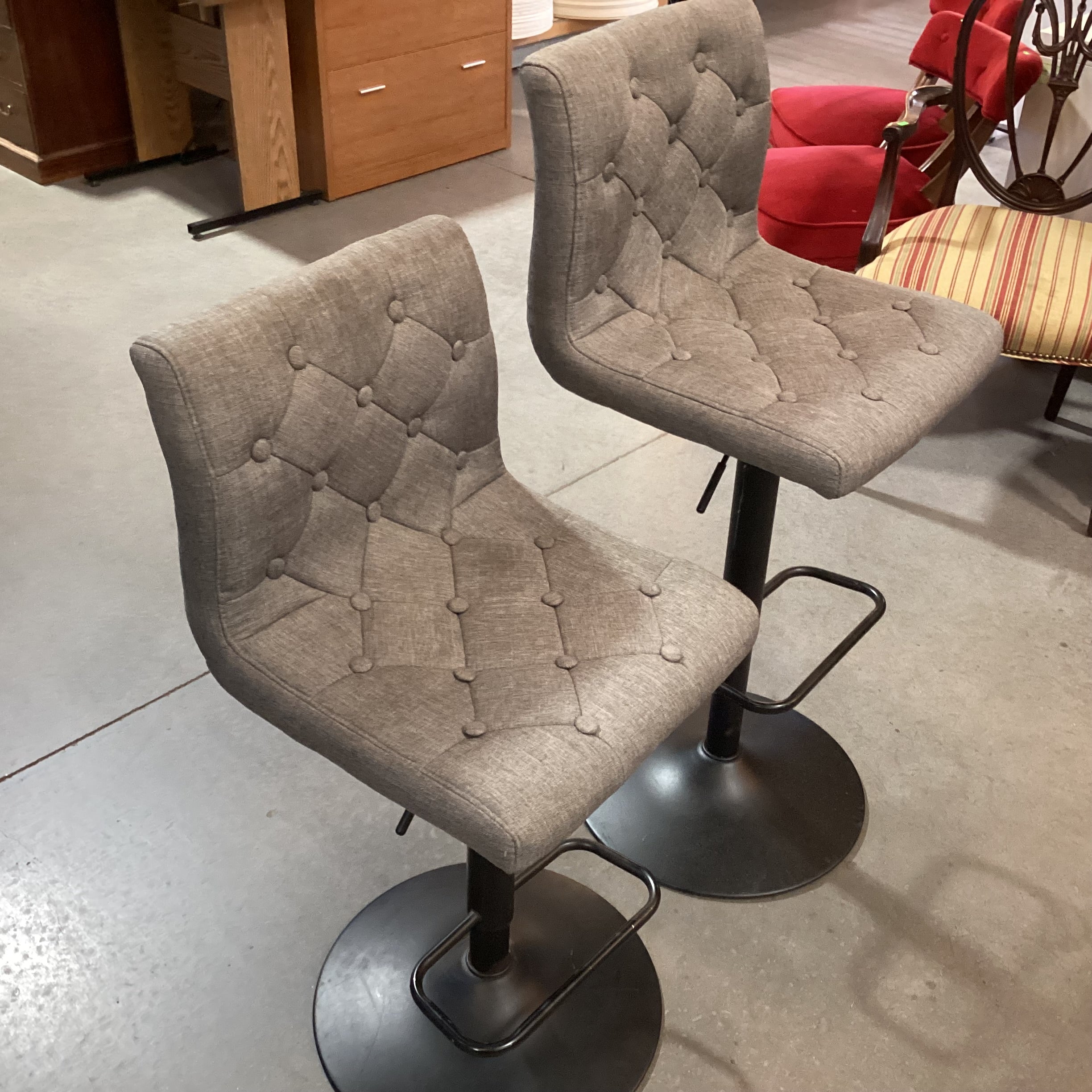 SET of 2 Worldwide Home Furnishings Grey Button Tufted Linen & Black Pedestal Adjustable Height Barstools 25" to 31"