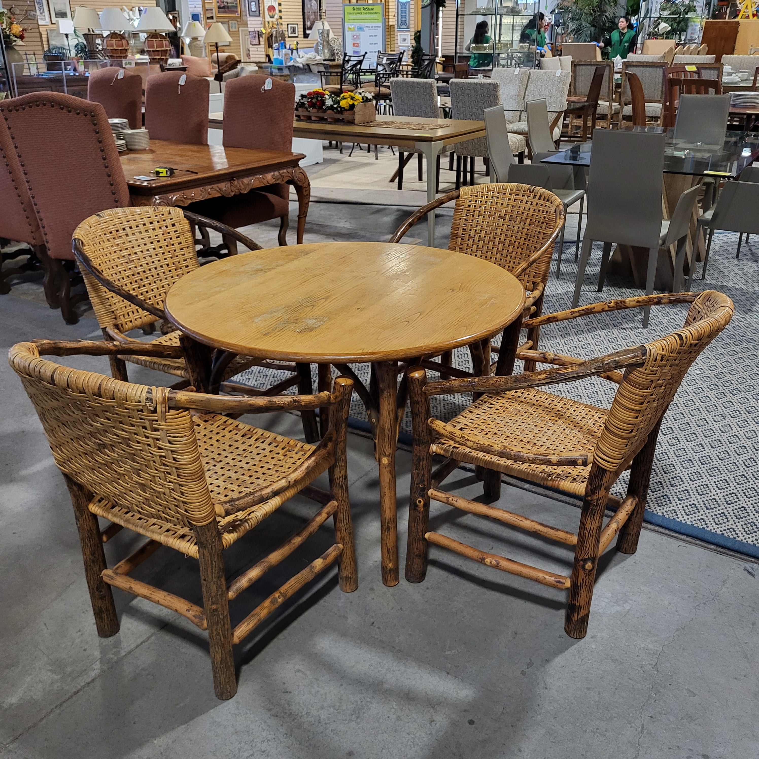 Round Wood & Hickory Table with 4 Chairs Dining Set 41" Diameter x 29"