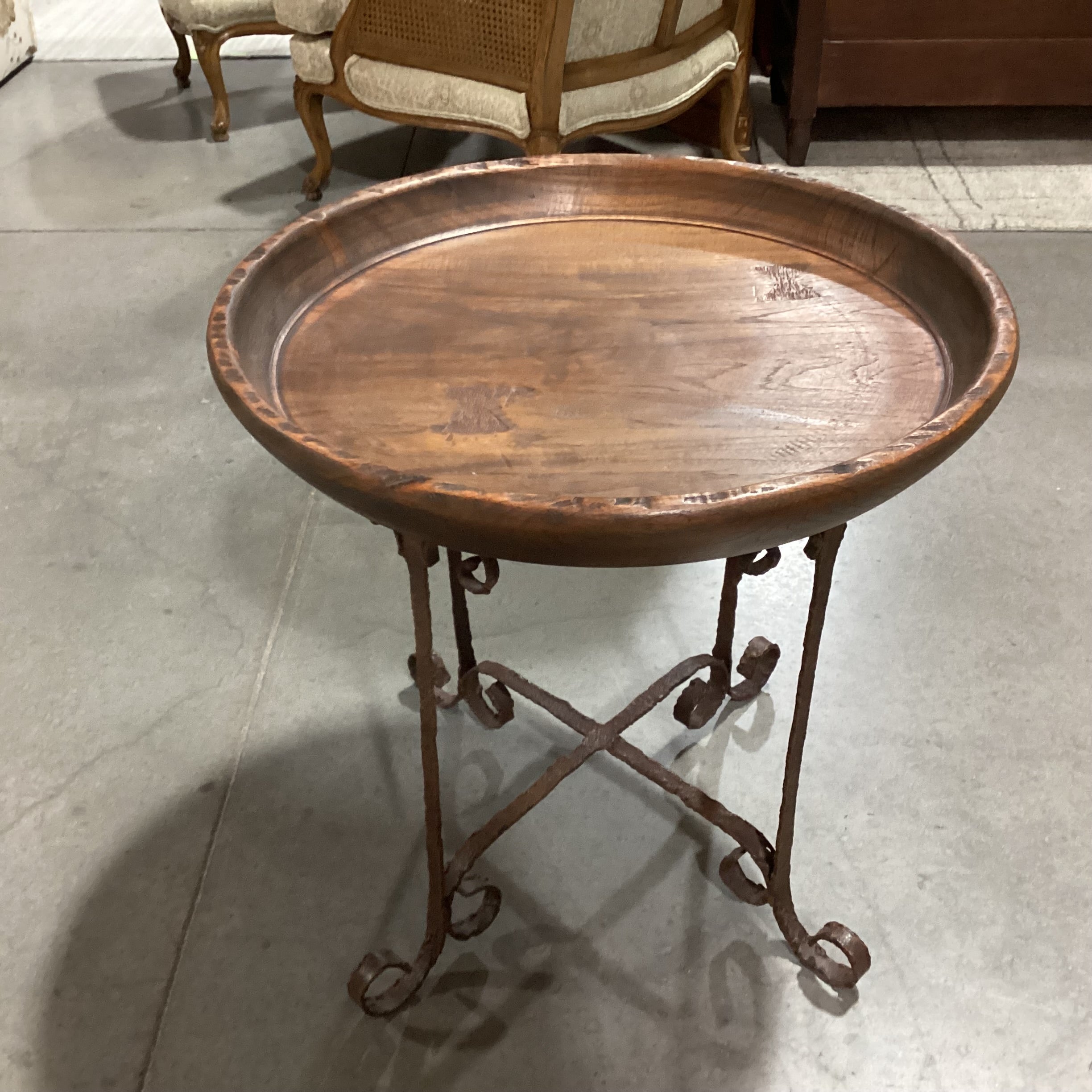 Rustic Round Tray with Bowtie & Iron Accent Table 25" Diameter x 25"