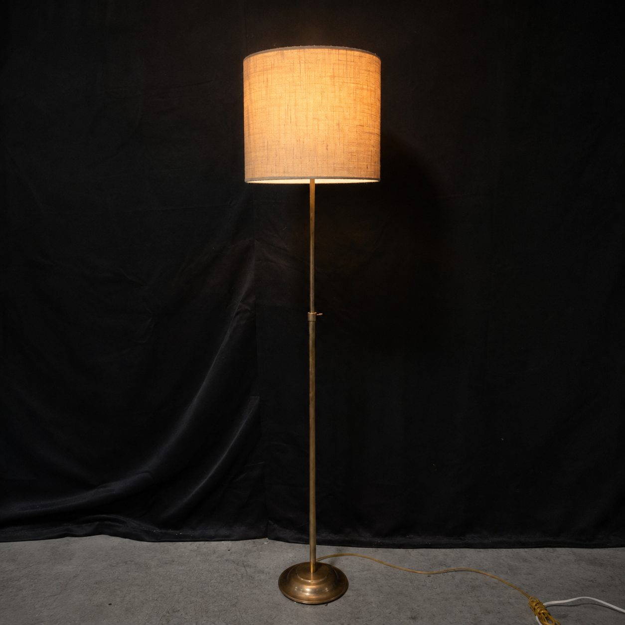 Vintage Brass Floor Lamp with Natrual Linen Drum Shade Floor Lamp