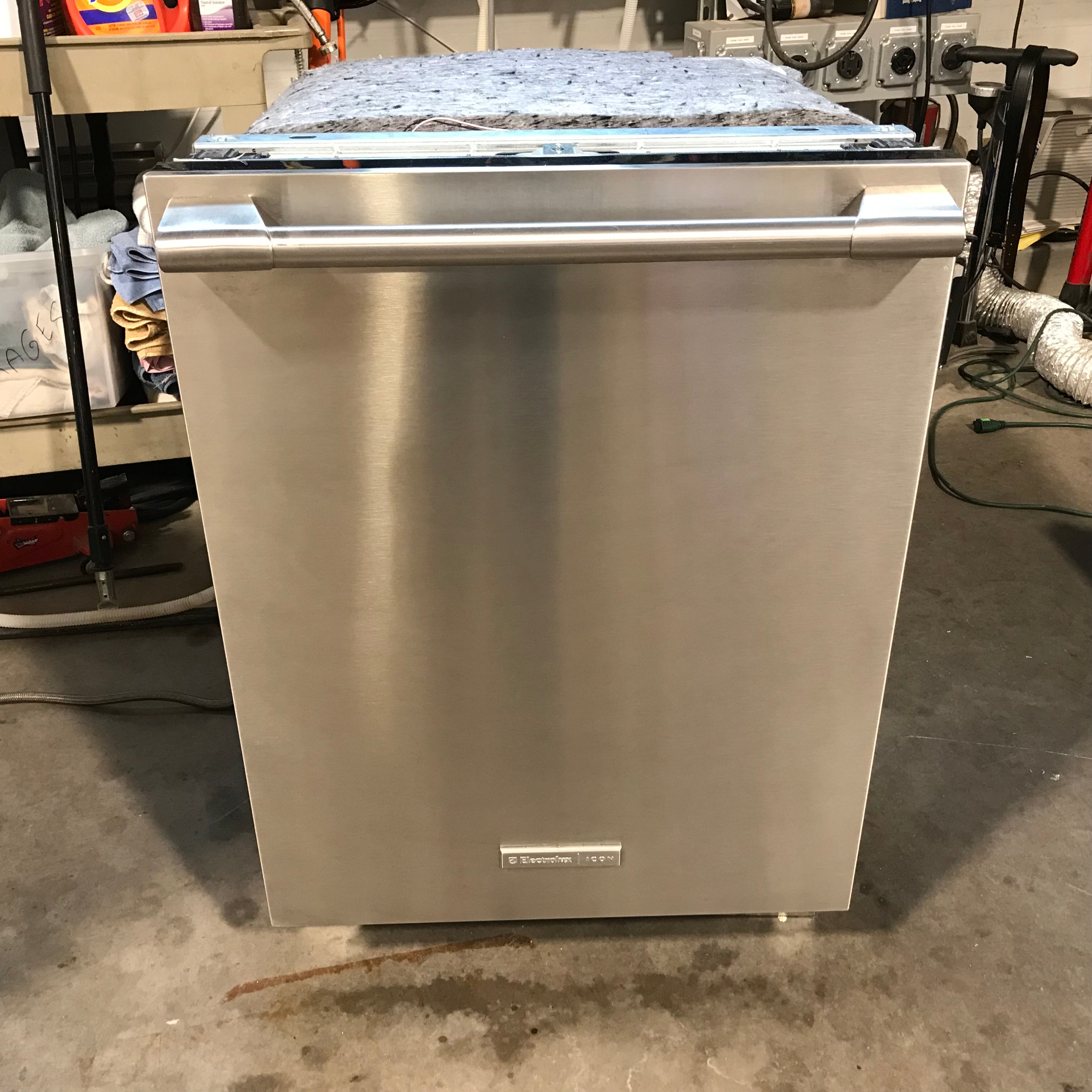 Electrolux Stainless Steel Dishwasher 24"x 25"x 34"