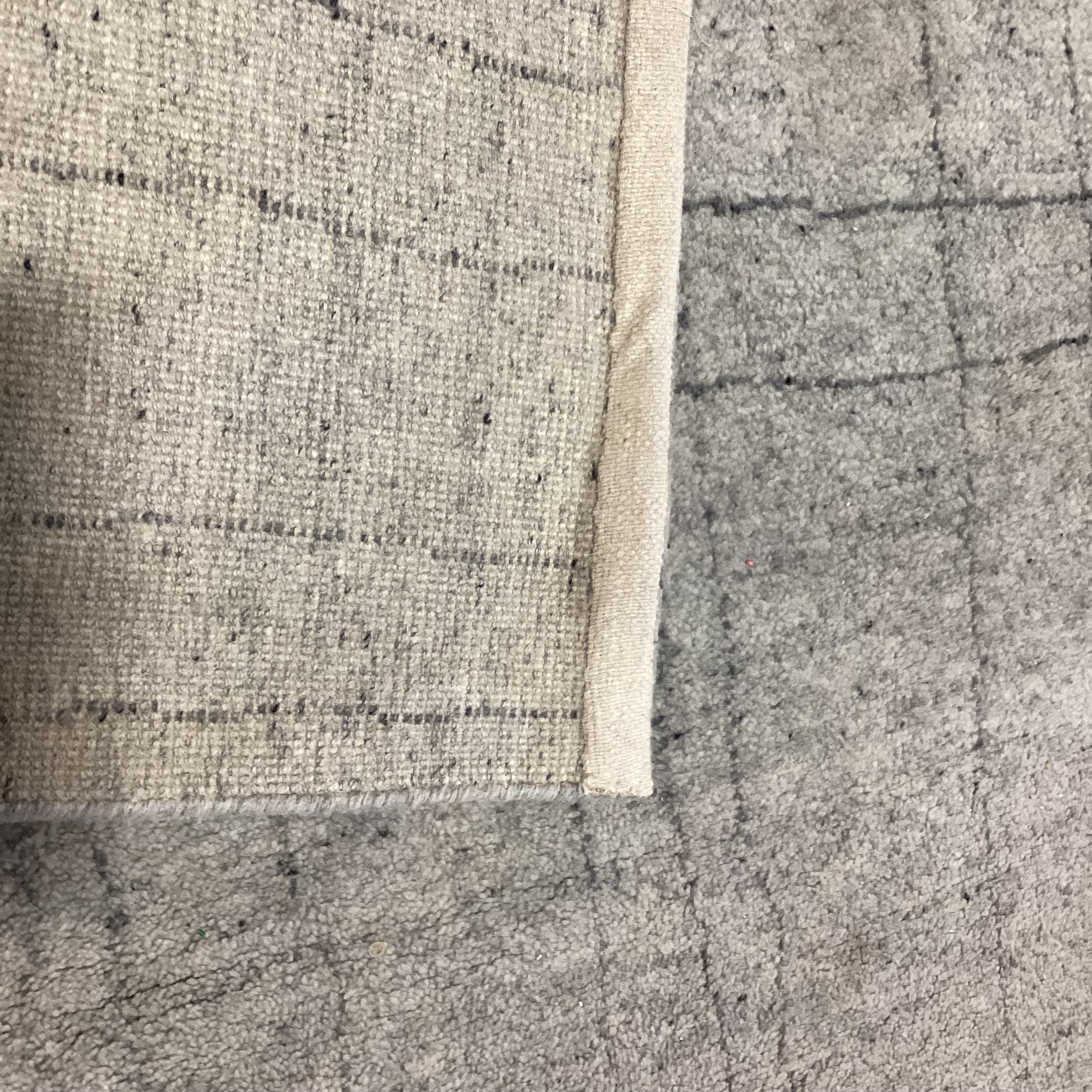 Cream & Grey Hand Woven Wool Rug 12'x 15'