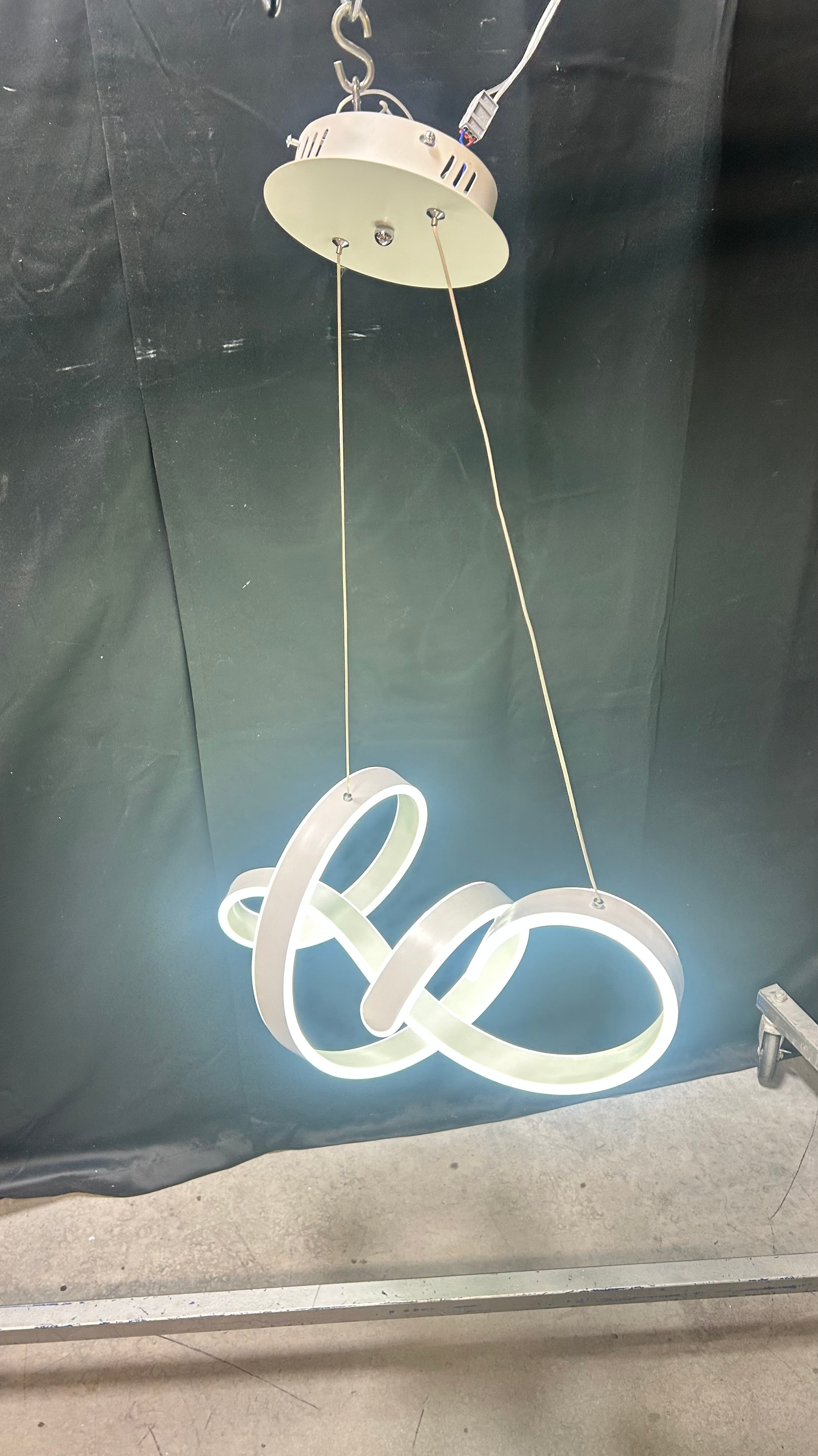 Candil LED Modern Pendant Light 13"x 22"x 35"
