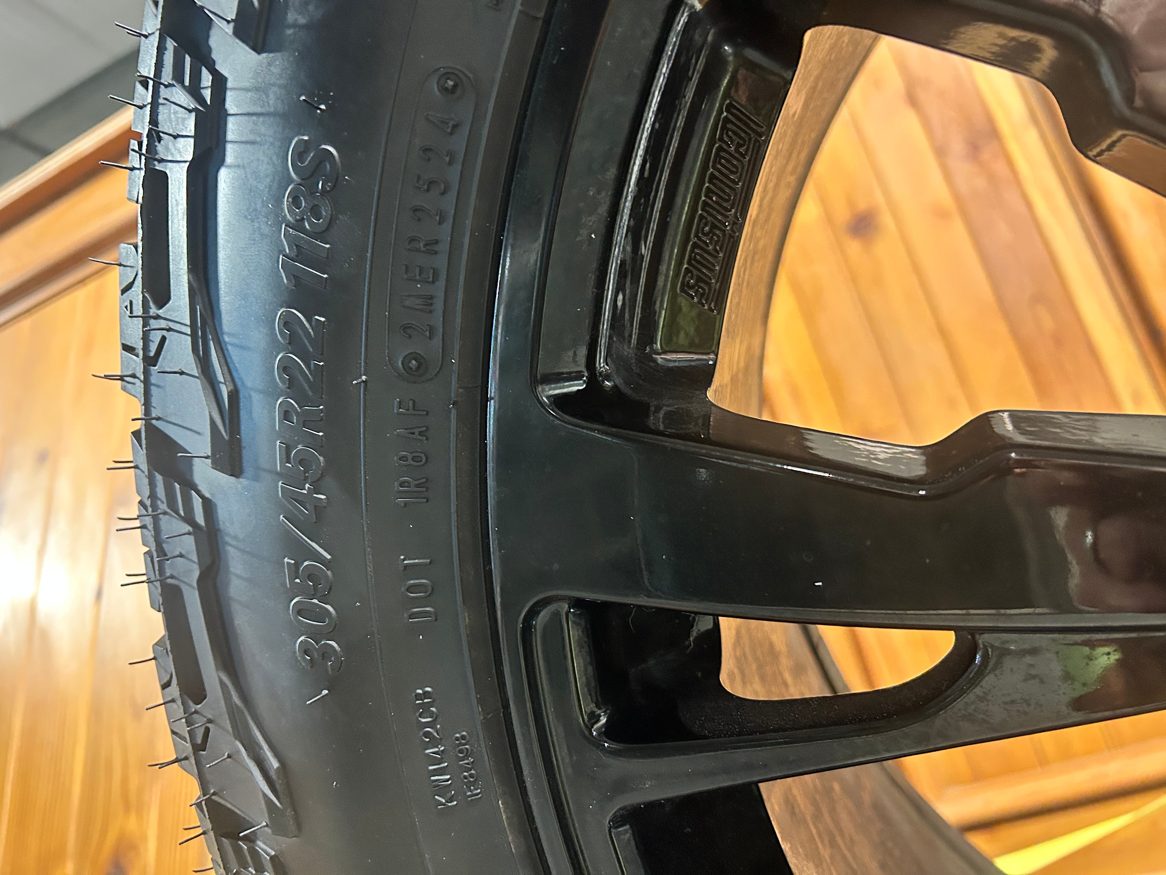 Set Of Falken Wildpeak A/T 305/45R22 118S With 22" Rims
