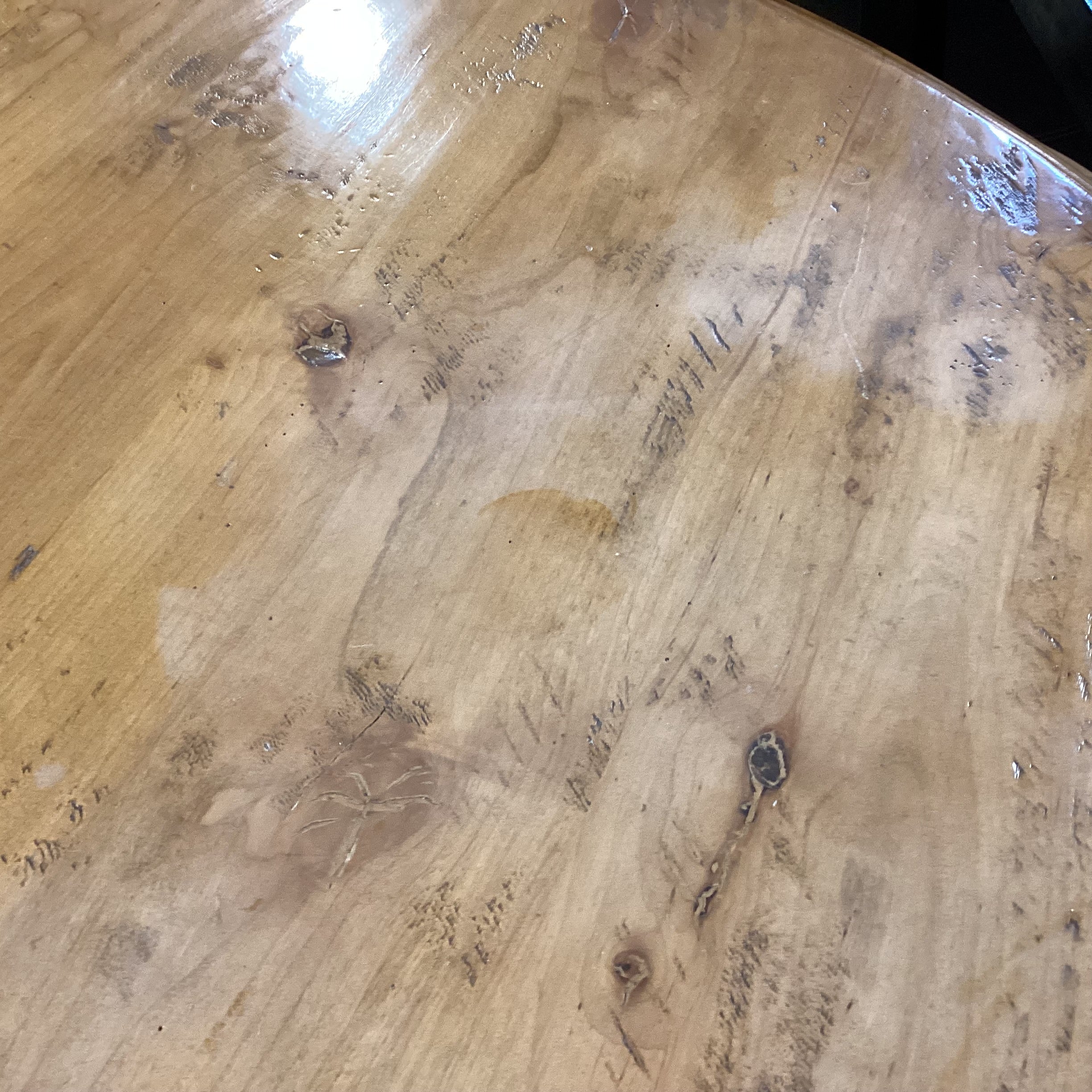 Round Distressed Finish Wood with Pedestal Table & 4 Chairs with Leather Cushions Dining Set 66" Diameter x 30.5"