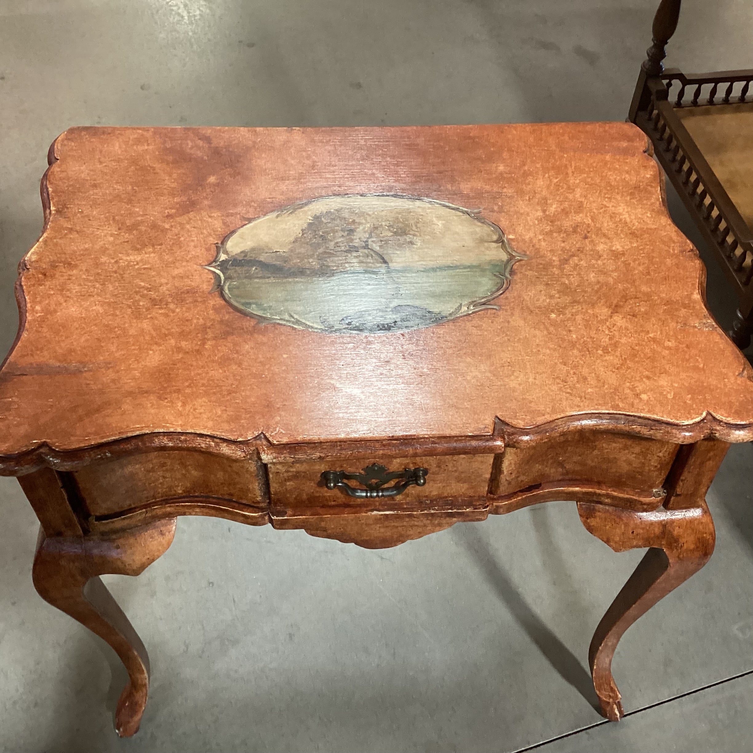 Antiqued Hand Painted Finish French Provincial 1 Drawer End Table 31.5"x 21"x 29"