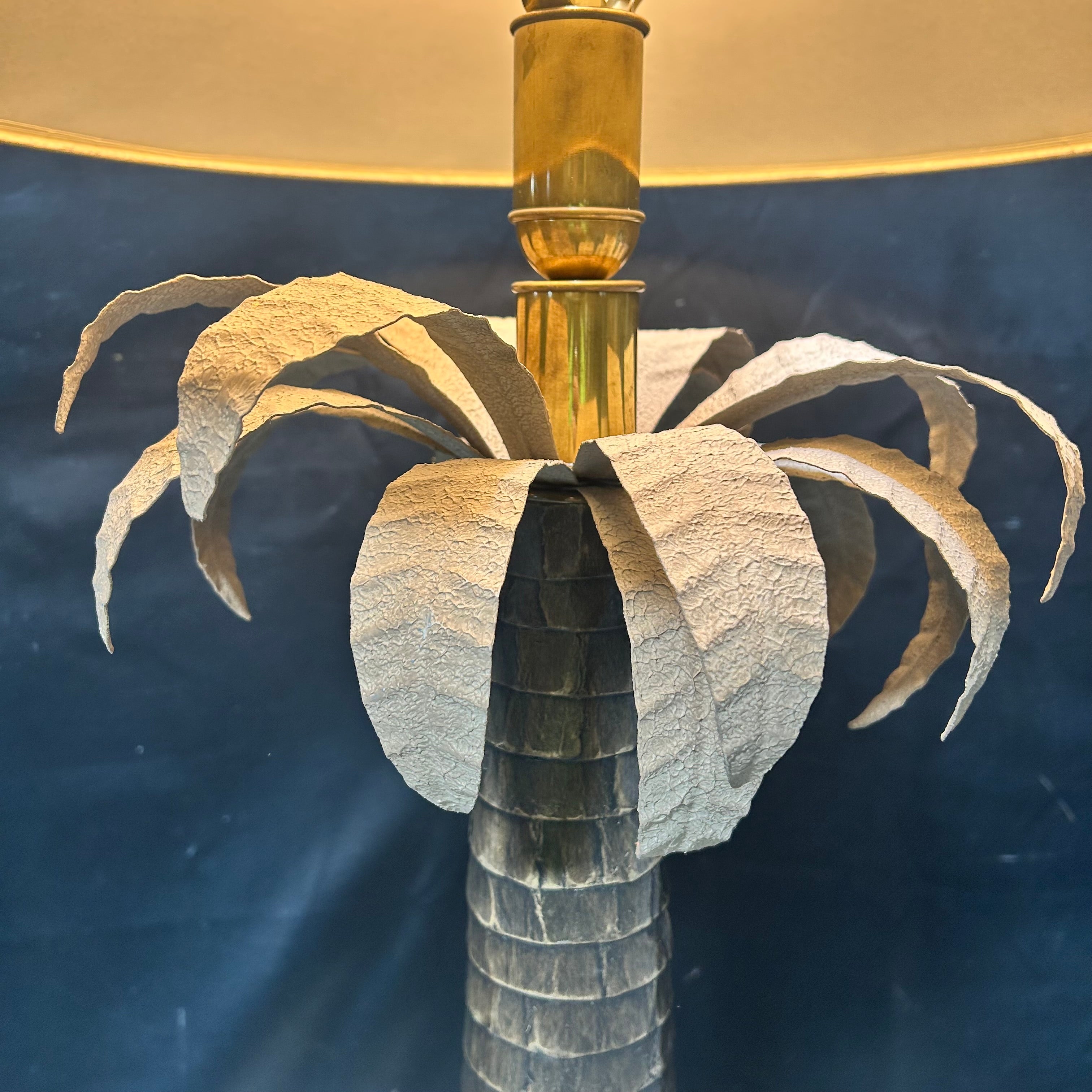 Hollywood Regency-Style Palm Tree With Fluted Trunk & metal Fronds & Tiered Base 20"x 39"Table Lamp