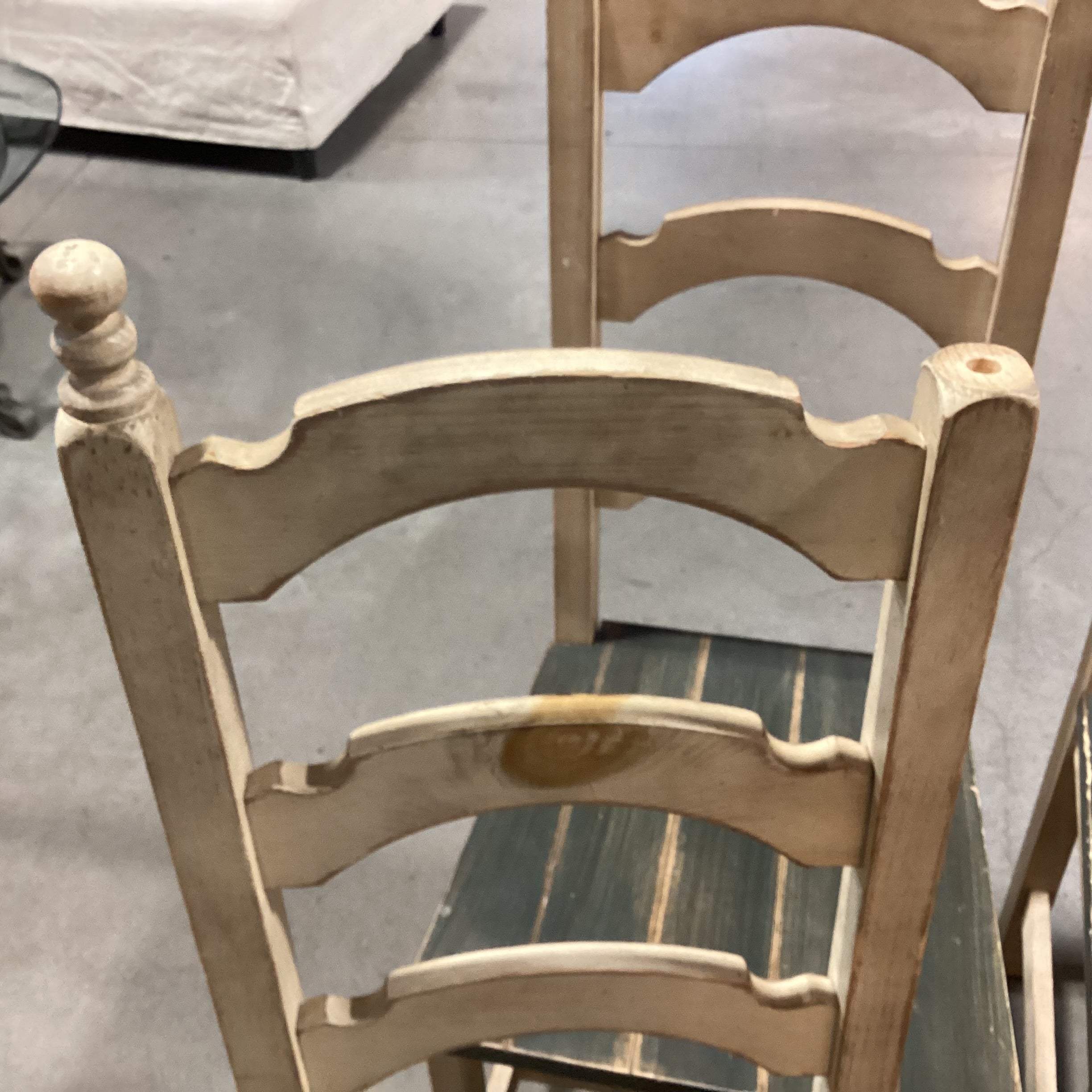 SET of 6 Buffalo Lodge & Dakota Washed Distressed Cream & Green Wood Ladder Back Ranch Dining Chairs 18"x 19"x 45"