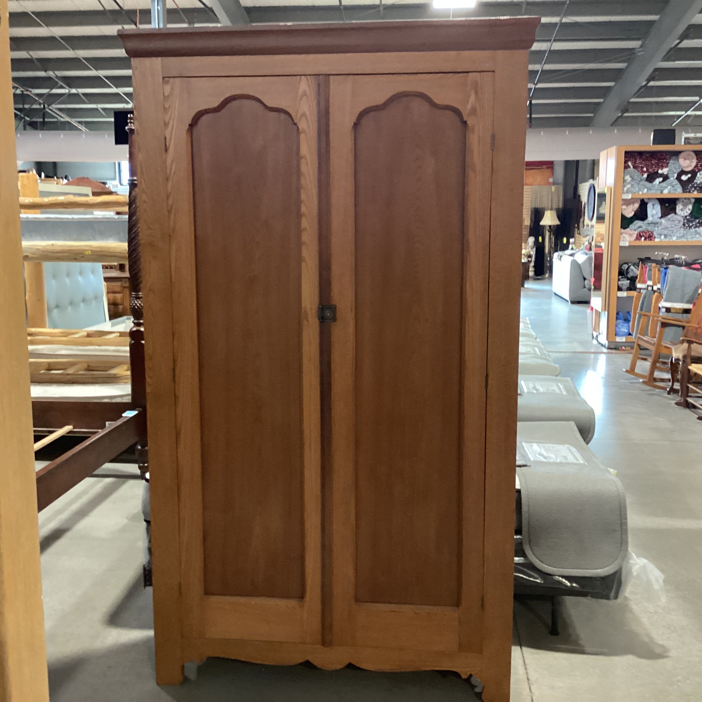 Vintage Antique Clean Line 2 Tone Wood Carved Detail 2 Door with Shelv