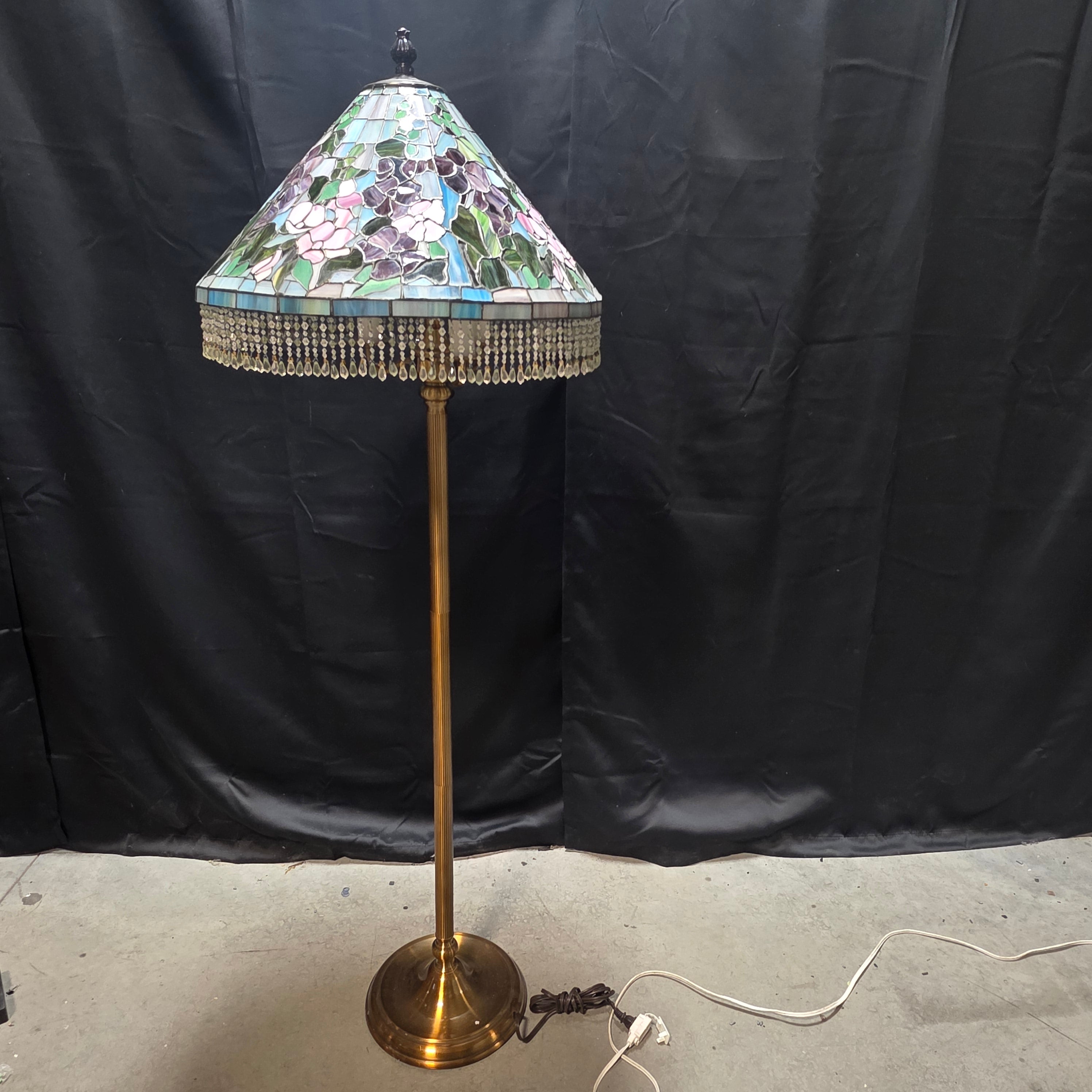 Tiffany Style Four Light Floor Lamp with Prism Drops 18"x63"